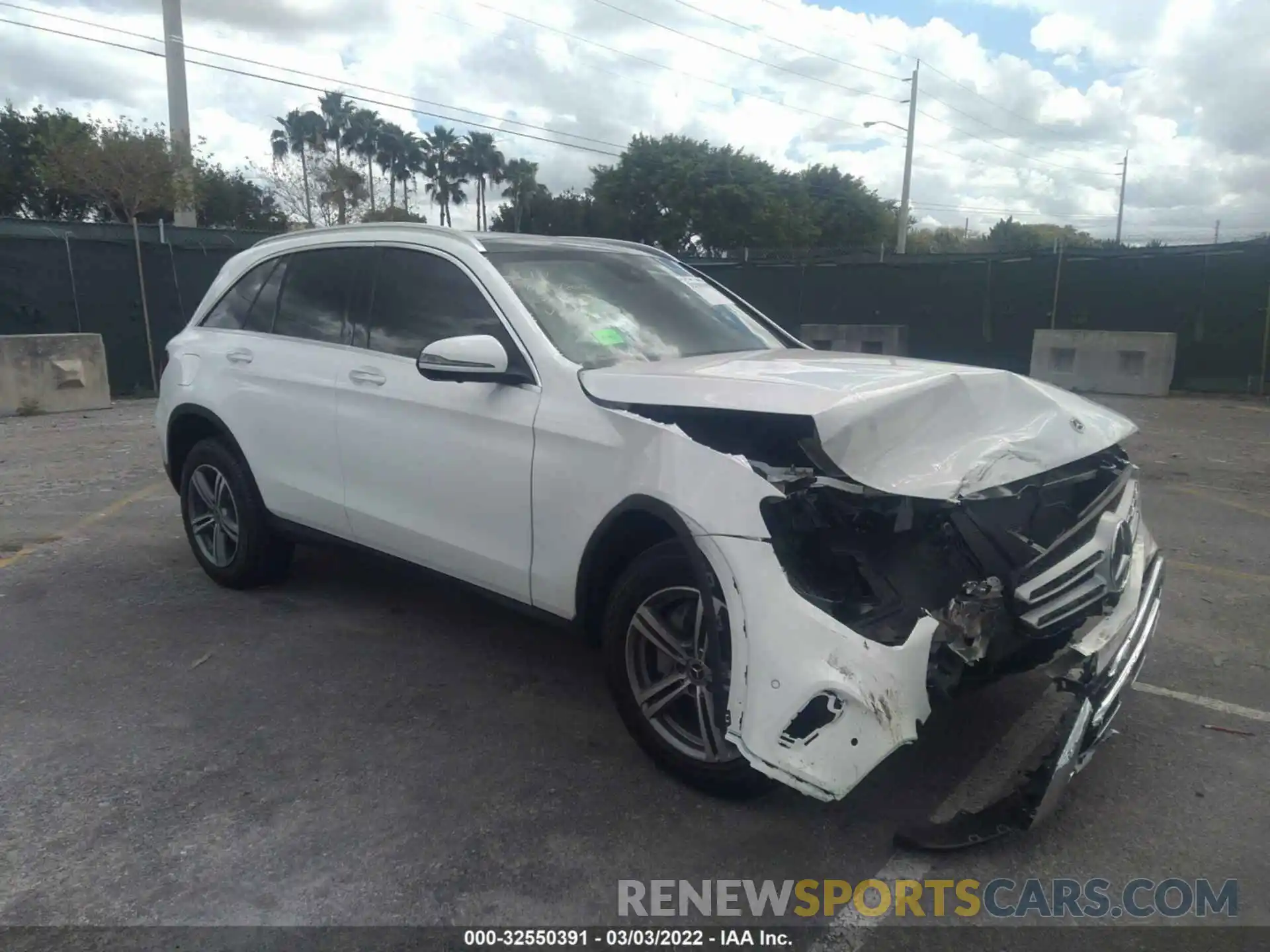 1 Photograph of a damaged car W1N0G8DB7NV346698 MERCEDES-BENZ GLC 2022