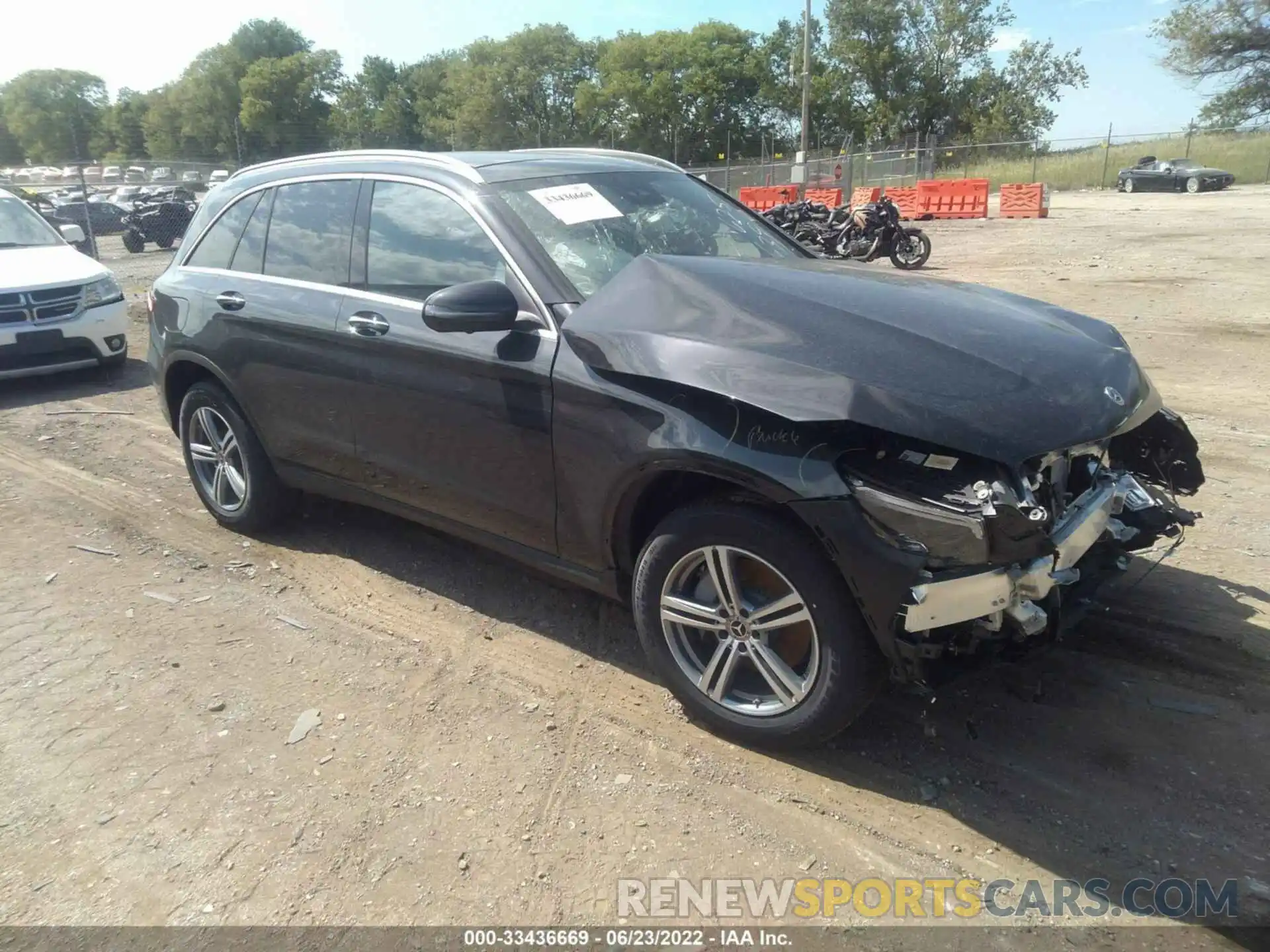 1 Photograph of a damaged car W1N0G8EB0NG066317 MERCEDES-BENZ GLC 2022