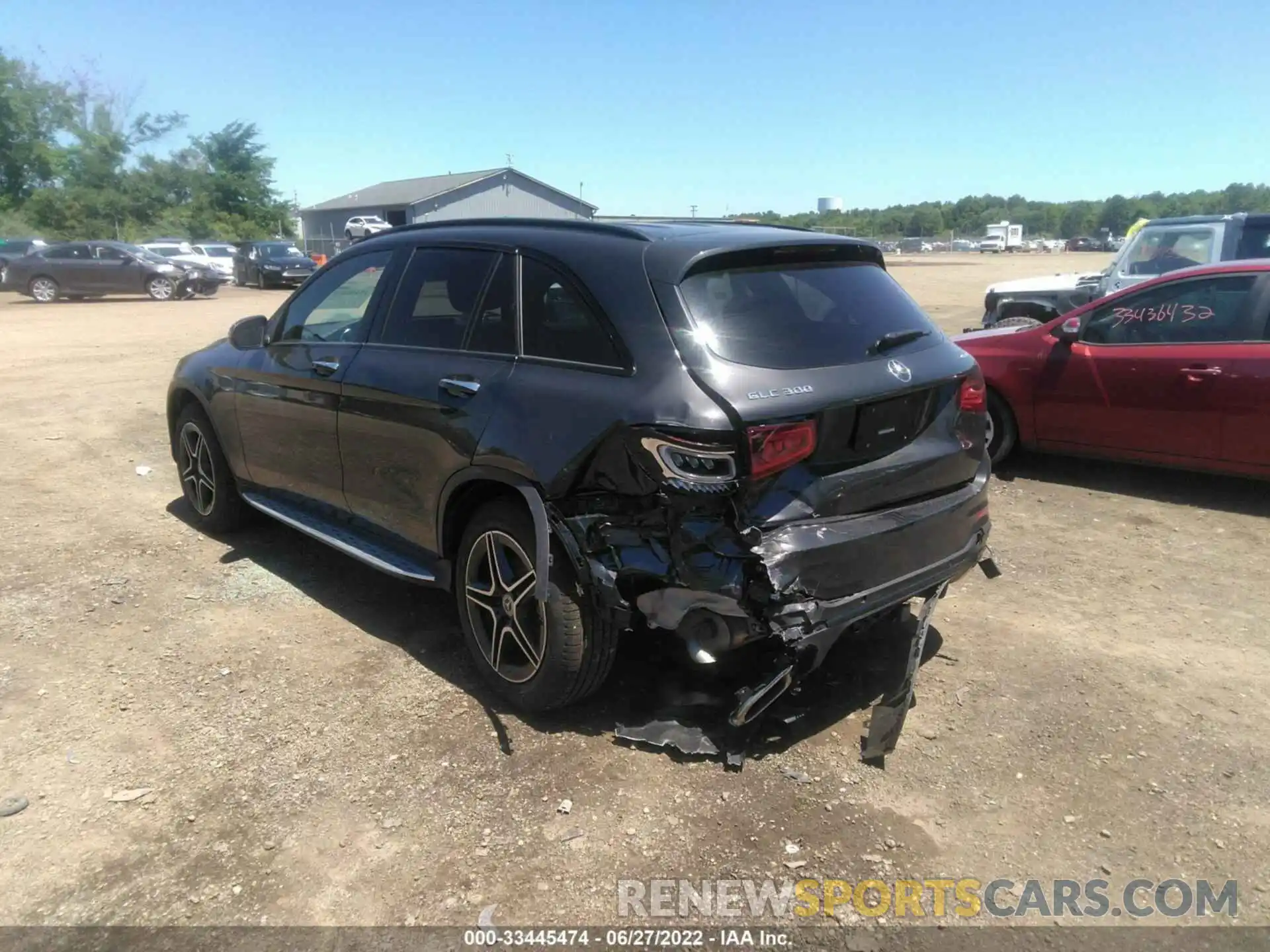 3 Photograph of a damaged car W1N0G8EB0NV345598 MERCEDES-BENZ GLC 2022