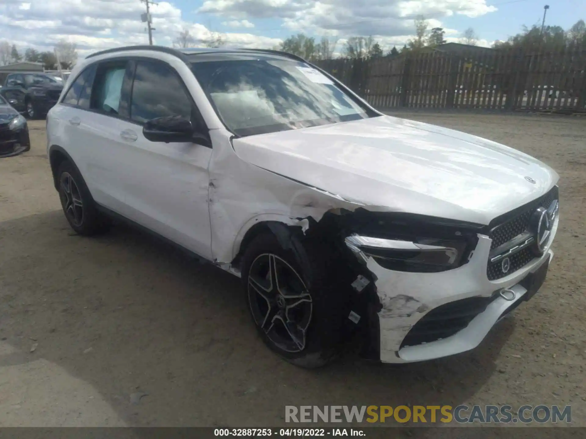 1 Photograph of a damaged car W1N0G8EB6NV337277 MERCEDES-BENZ GLC 2022