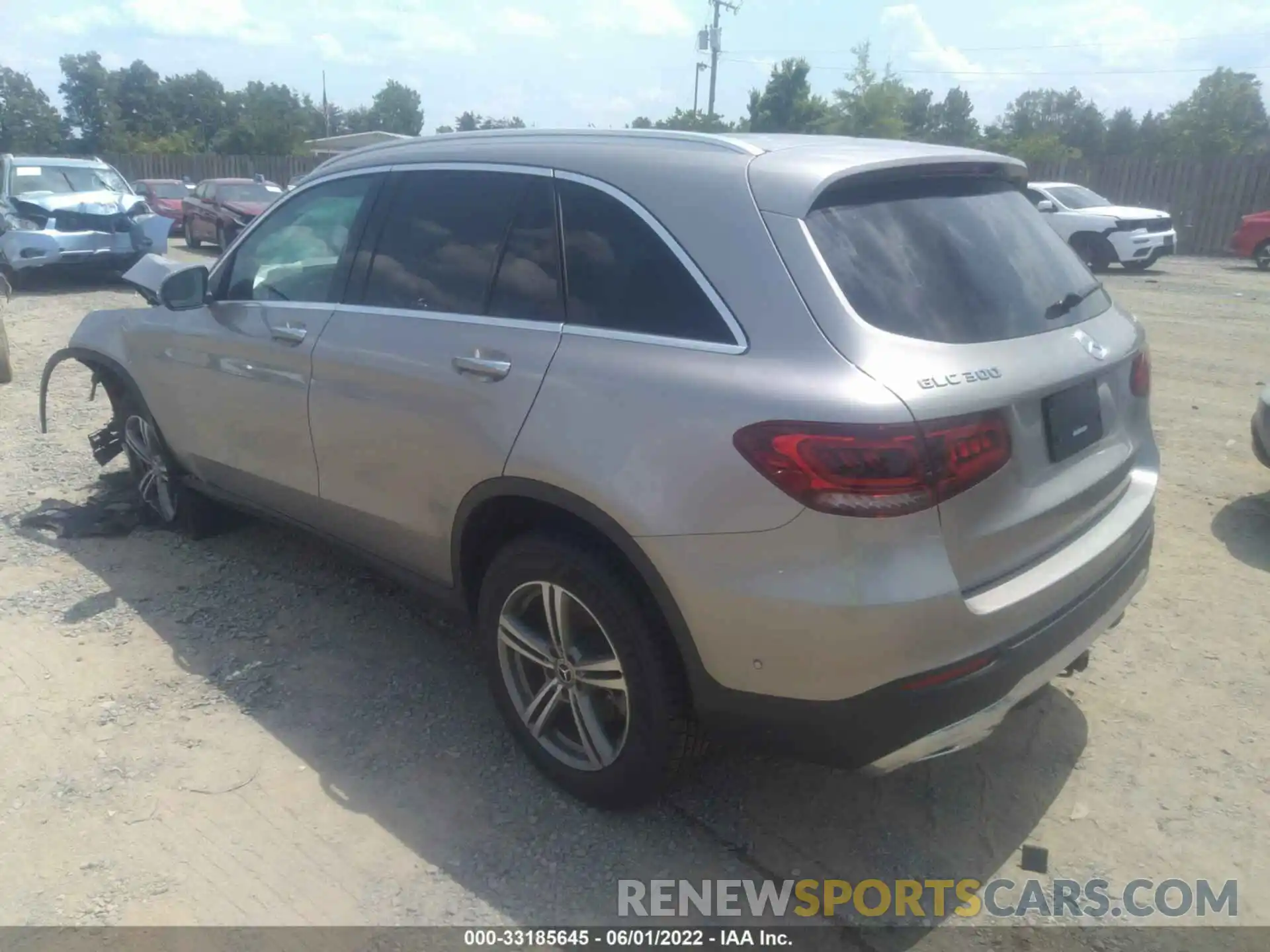 3 Photograph of a damaged car W1N0G8EB8NV336342 MERCEDES-BENZ GLC 2022