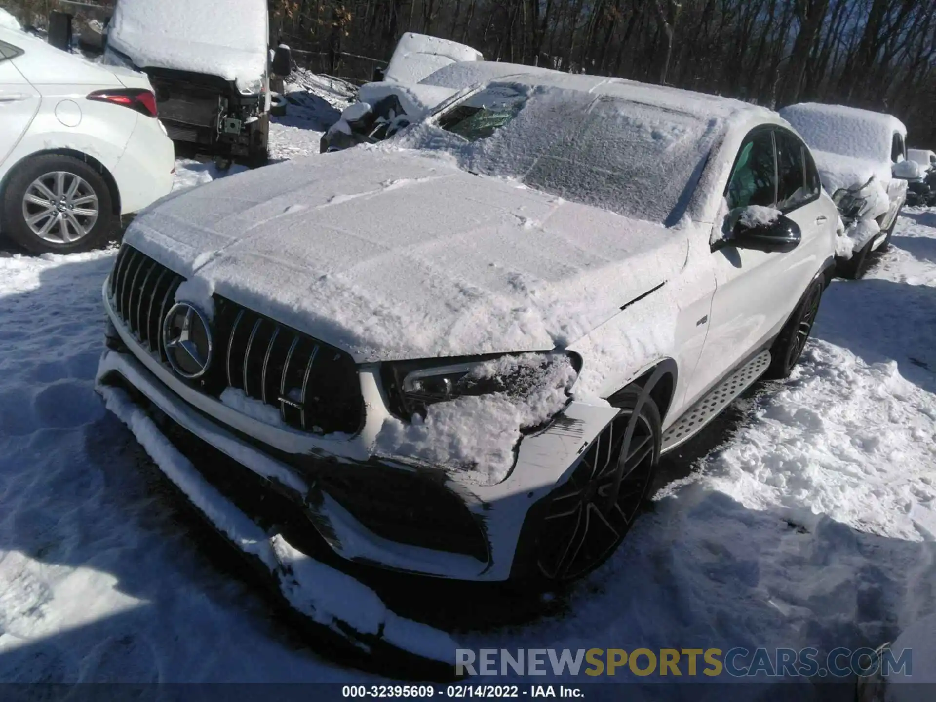 2 Photograph of a damaged car W1N0J6EB1NG027337 MERCEDES-BENZ GLC 2022