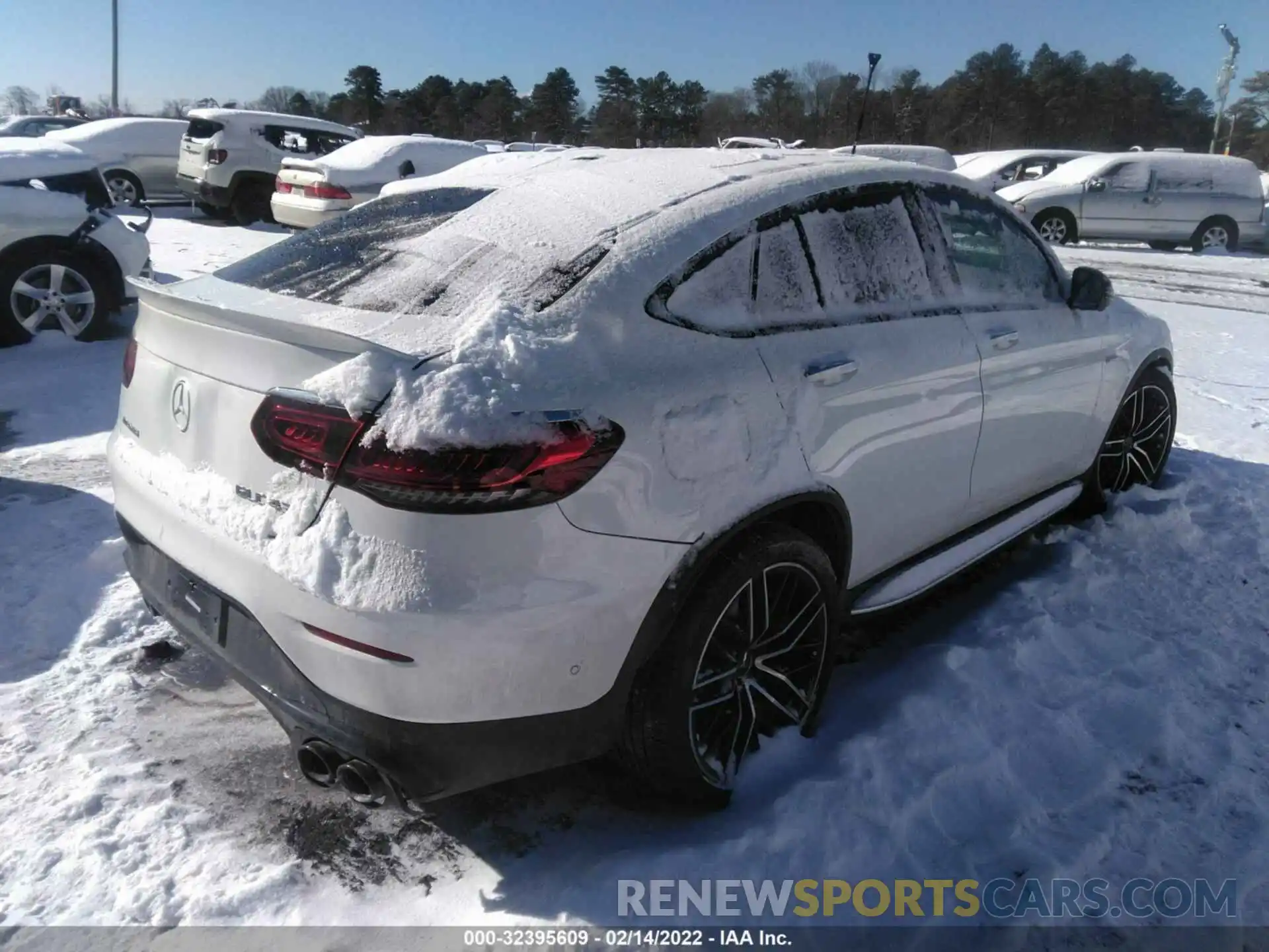 4 Photograph of a damaged car W1N0J6EB1NG027337 MERCEDES-BENZ GLC 2022