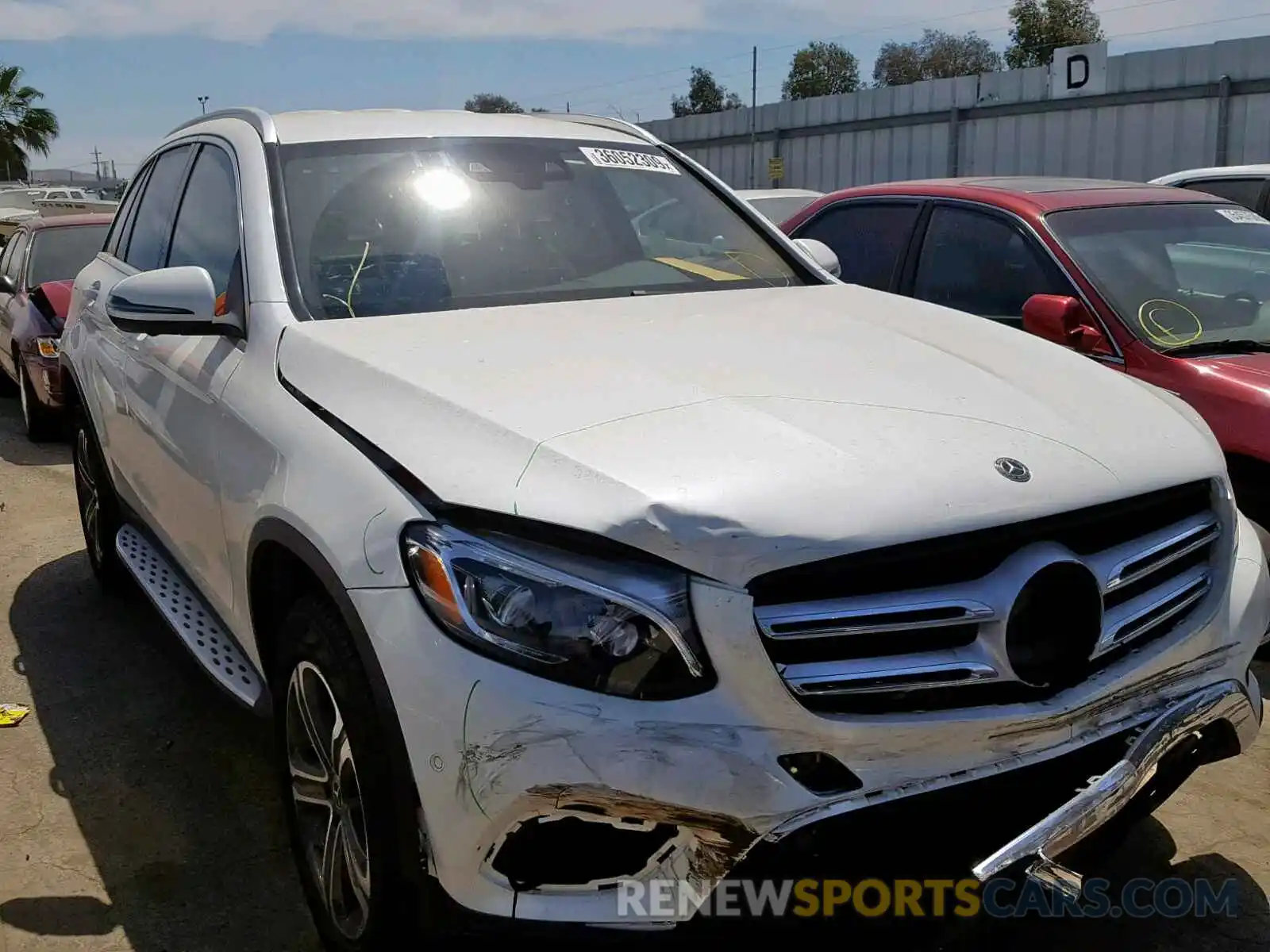 1 Photograph of a damaged car WDC0G4JB0KF554555 MERCEDES-BENZ GLC 300 2019