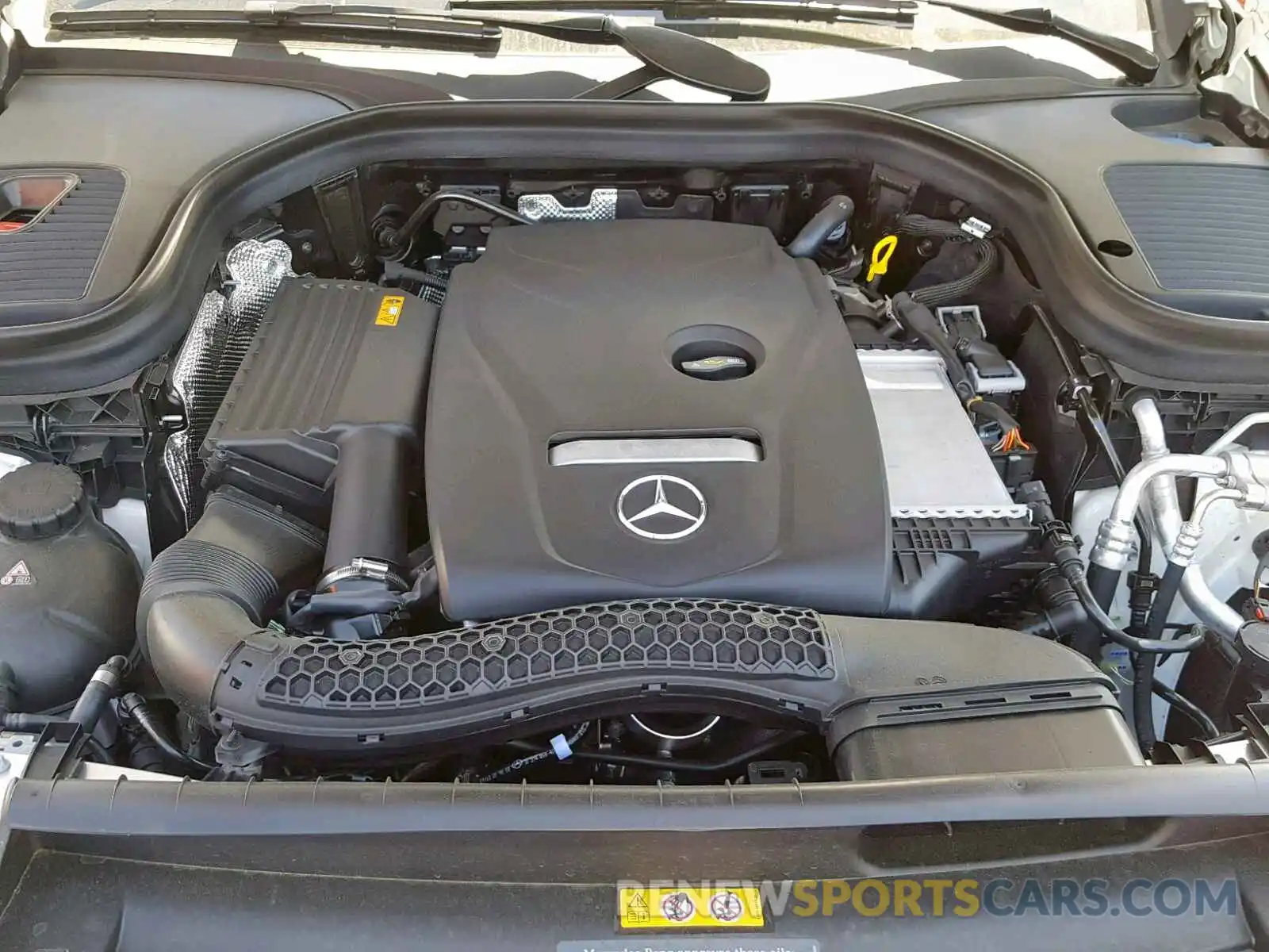 7 Photograph of a damaged car WDC0G4JB0KF554555 MERCEDES-BENZ GLC 300 2019