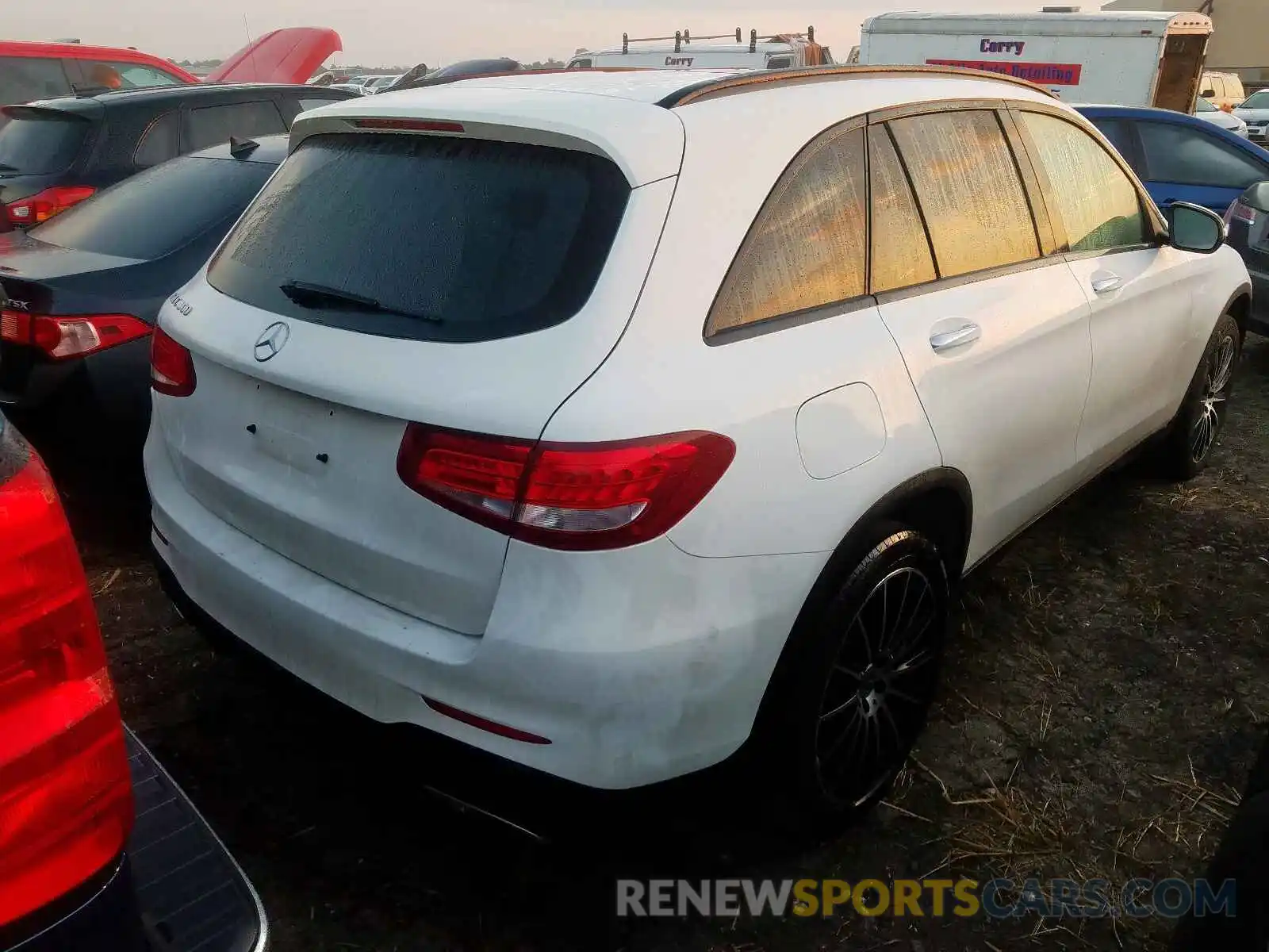 4 Photograph of a damaged car WDC0G4JB0KV147955 MERCEDES-BENZ GLC 300 2019