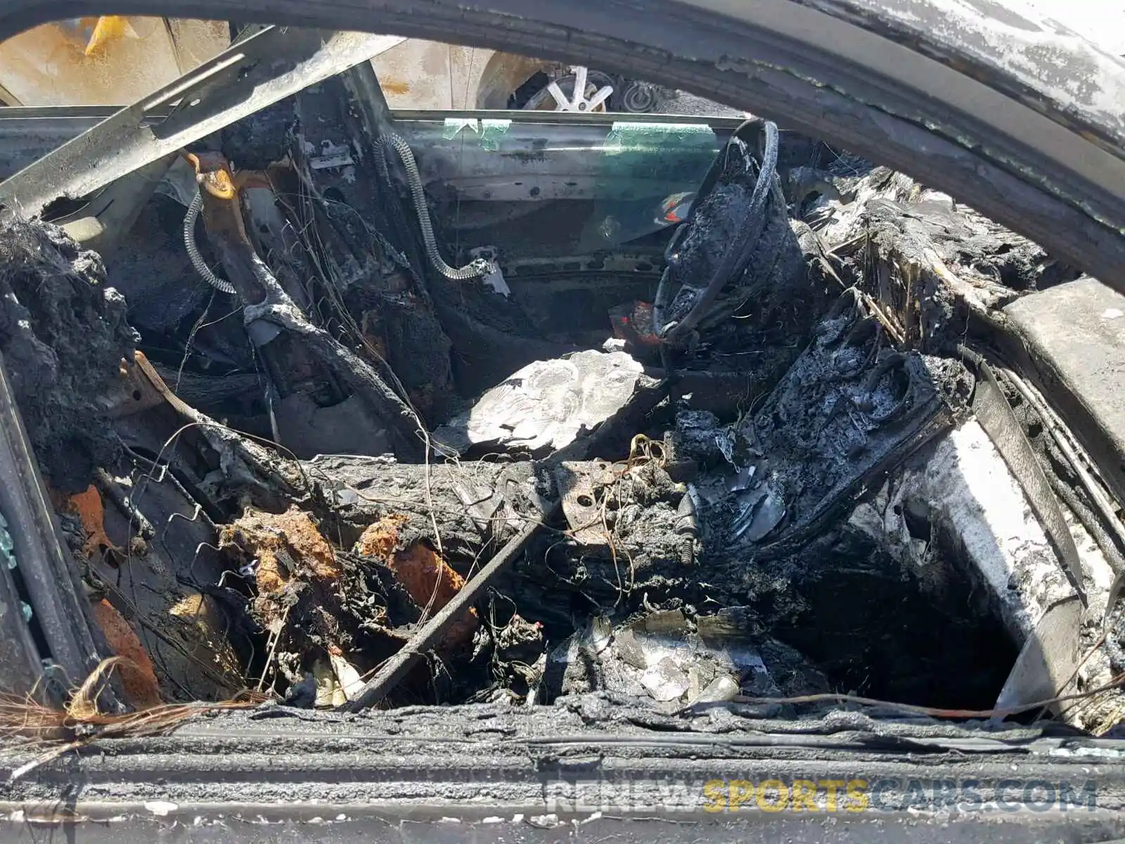 5 Photograph of a damaged car WDC0G4JB0KV178316 MERCEDES-BENZ GLC 300 2019