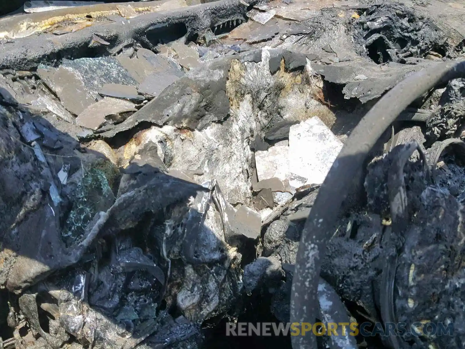 8 Photograph of a damaged car WDC0G4JB0KV178316 MERCEDES-BENZ GLC 300 2019