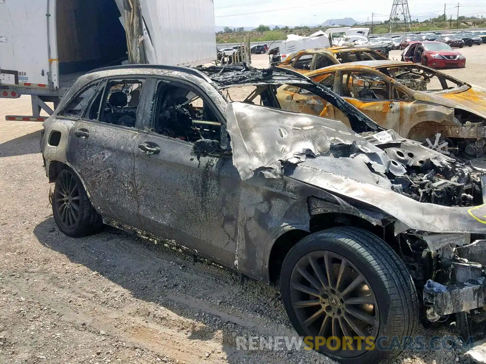 9 Photograph of a damaged car WDC0G4JB0KV178316 MERCEDES-BENZ GLC 300 2019