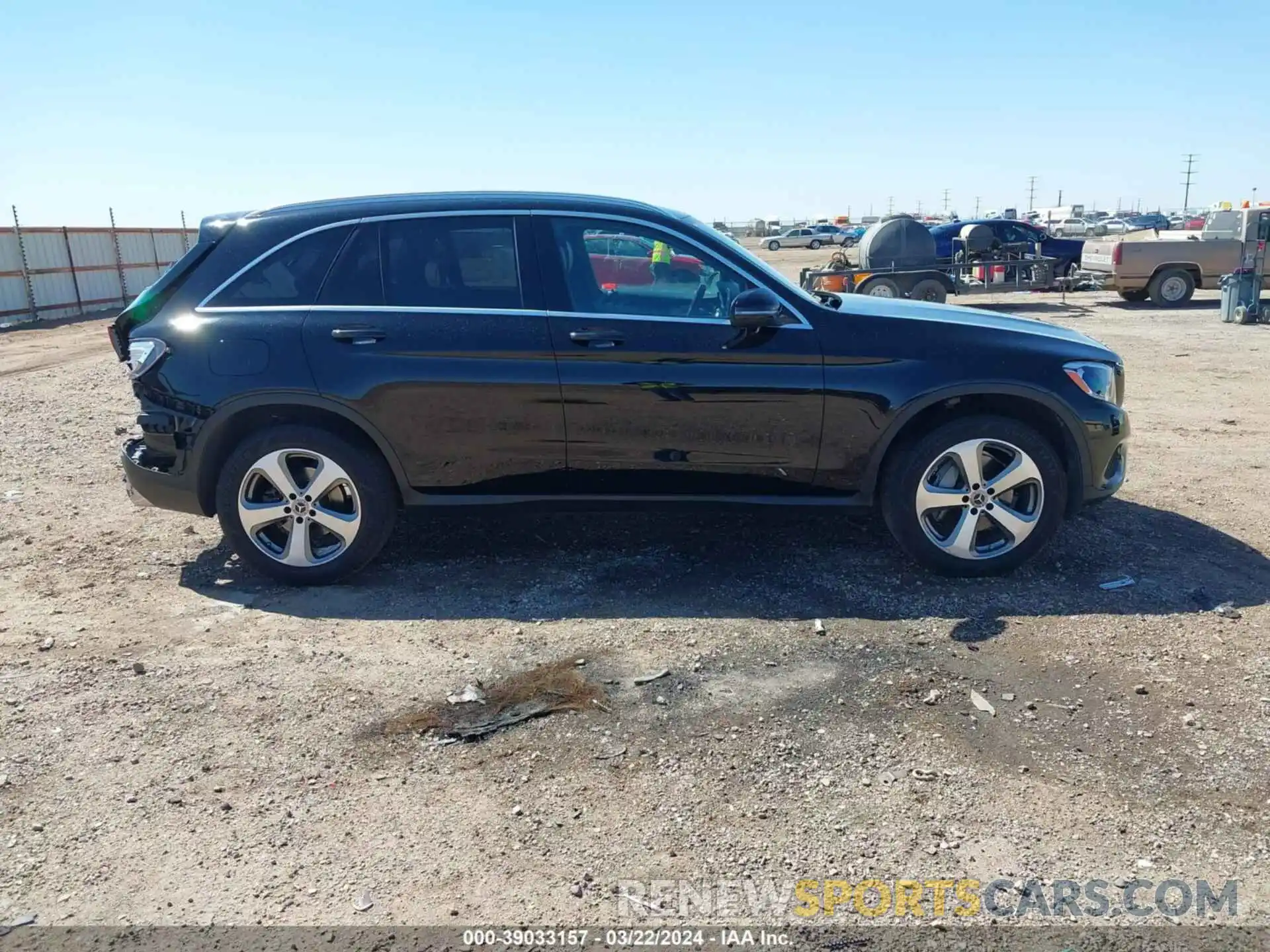 14 Photograph of a damaged car WDC0G4JB1KV149665 MERCEDES-BENZ GLC 300 2019