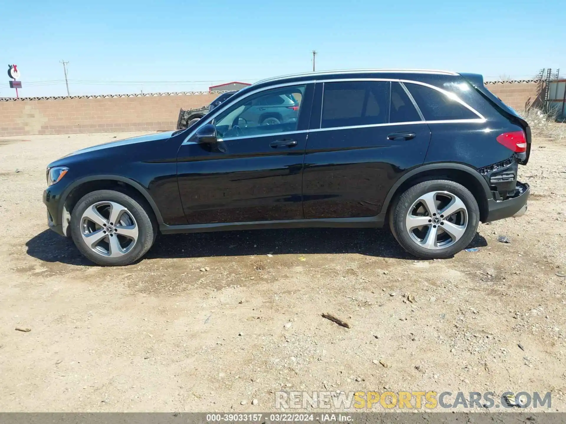 15 Photograph of a damaged car WDC0G4JB1KV149665 MERCEDES-BENZ GLC 300 2019