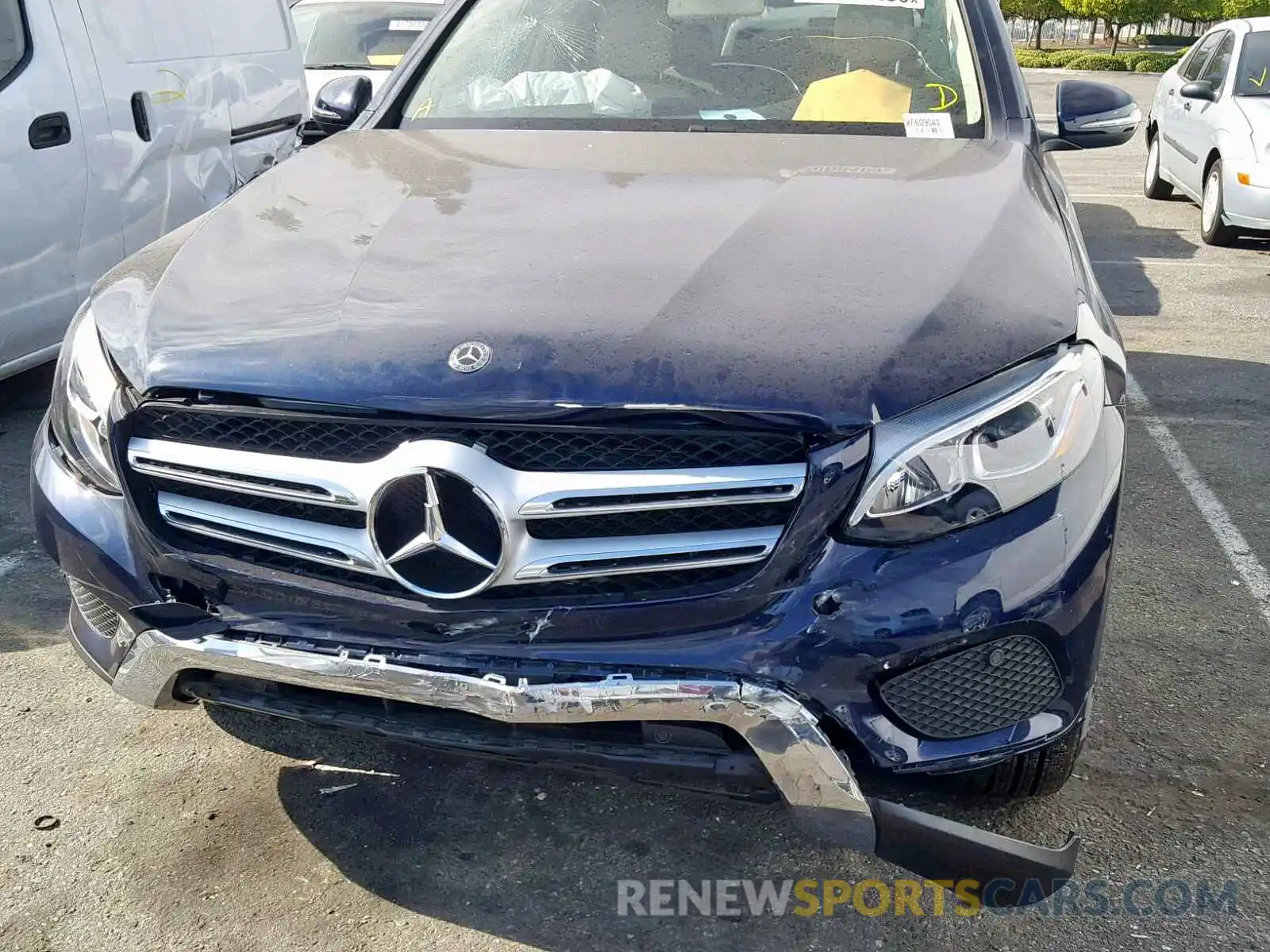 9 Photograph of a damaged car WDC0G4JB2KF609040 MERCEDES-BENZ GLC 300 2019