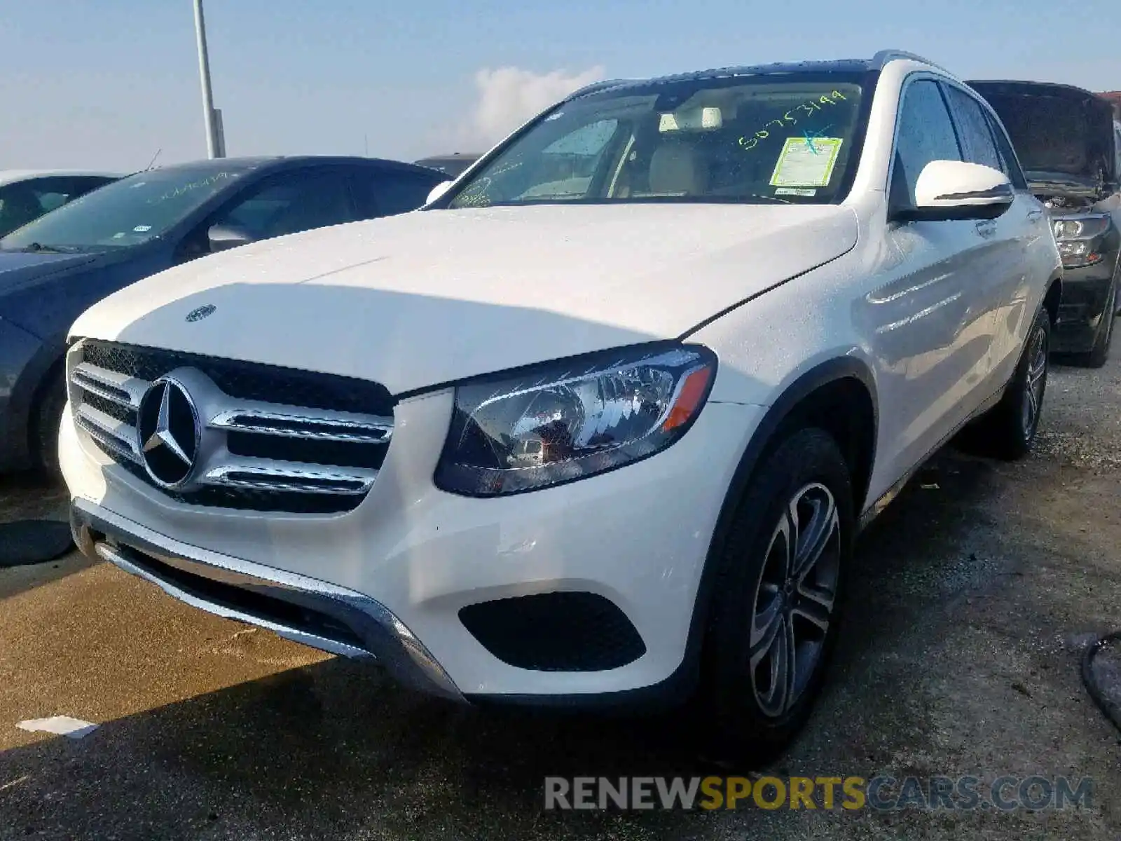 2 Photograph of a damaged car WDC0G4JB2KV132664 MERCEDES-BENZ GLC 300 2019