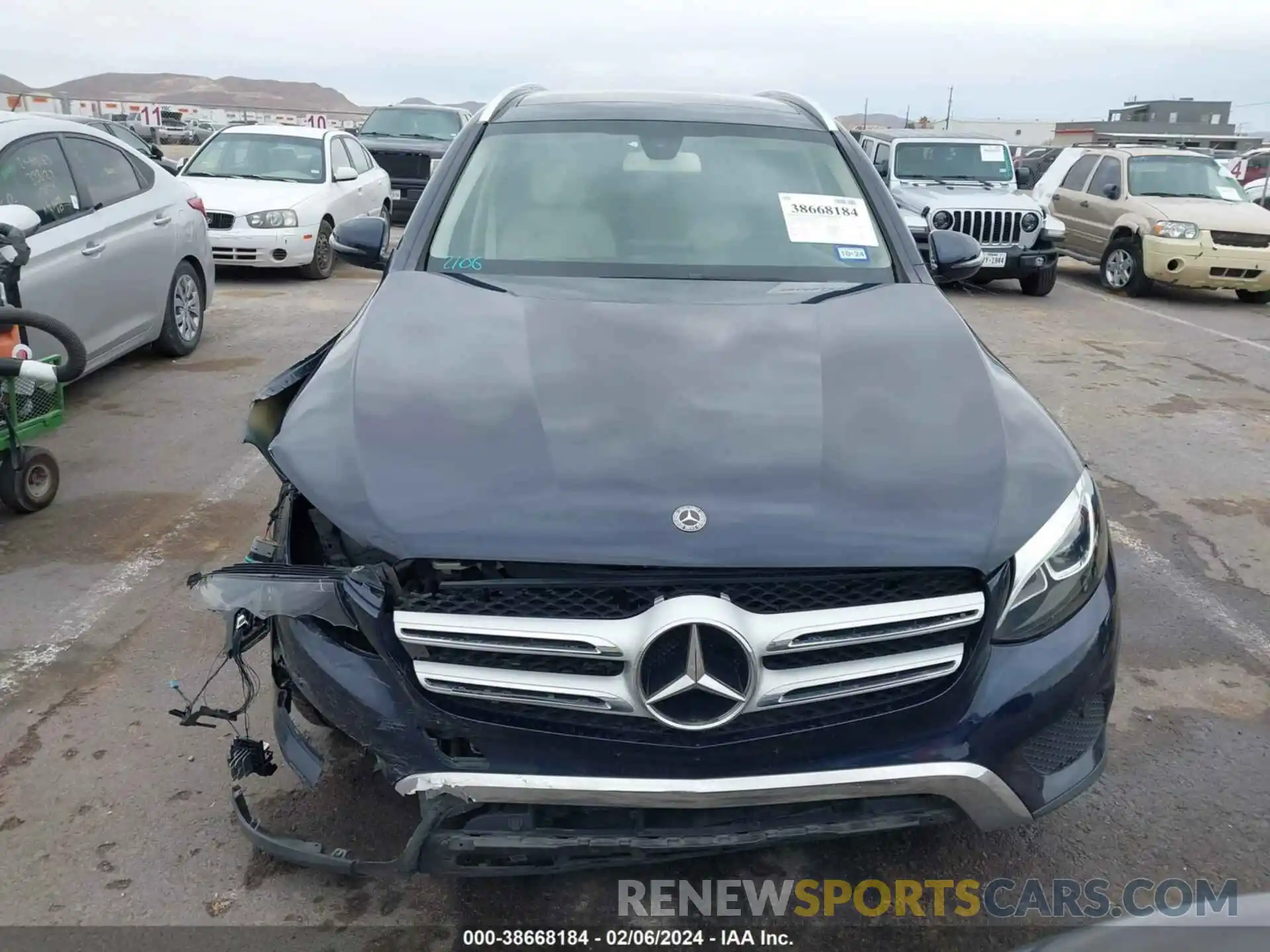 12 Photograph of a damaged car WDC0G4JB2KV138691 MERCEDES-BENZ GLC 300 2019