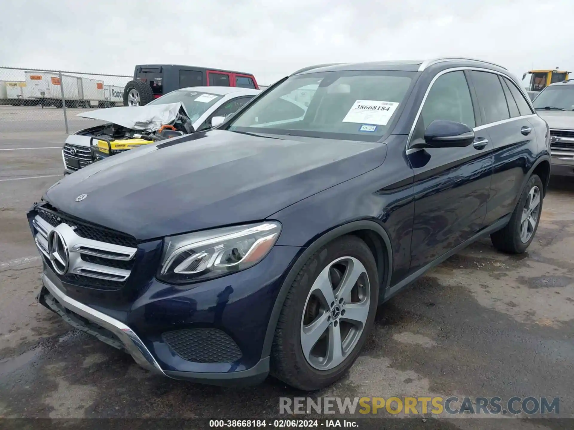 2 Photograph of a damaged car WDC0G4JB2KV138691 MERCEDES-BENZ GLC 300 2019