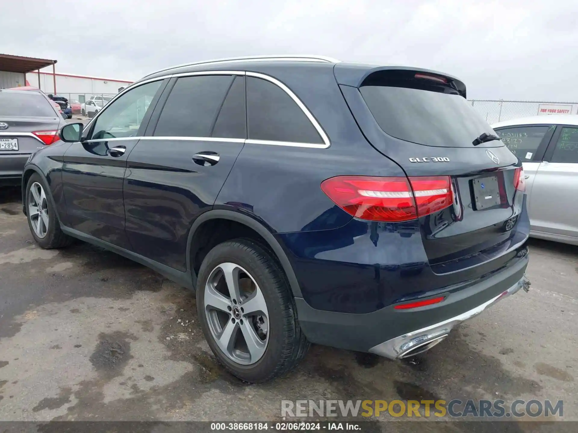 3 Фотография поврежденного автомобиля WDC0G4JB2KV138691 MERCEDES-BENZ GLC 300 2019