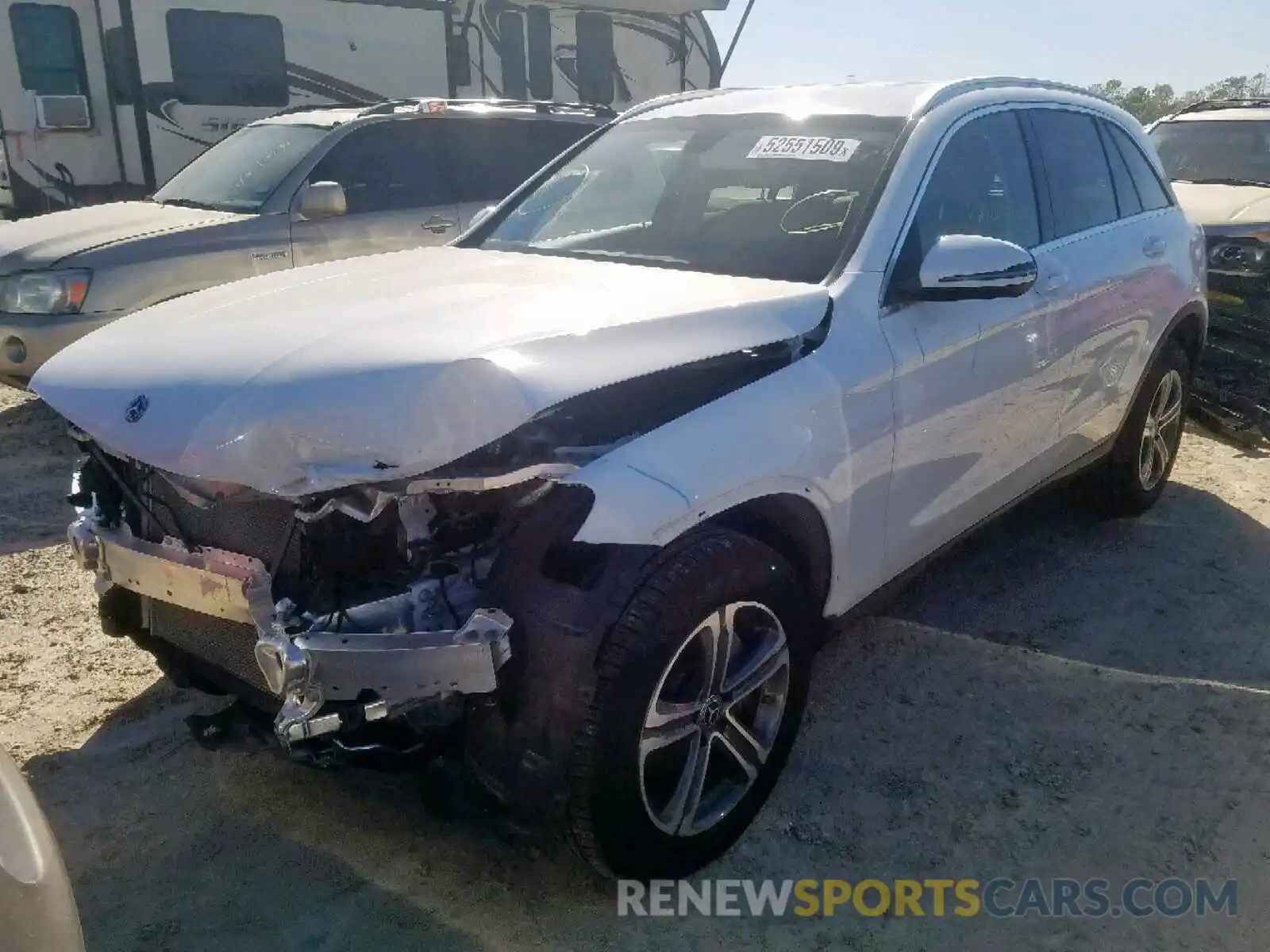 2 Photograph of a damaged car WDC0G4JB2KV161517 MERCEDES-BENZ GLC 300 2019