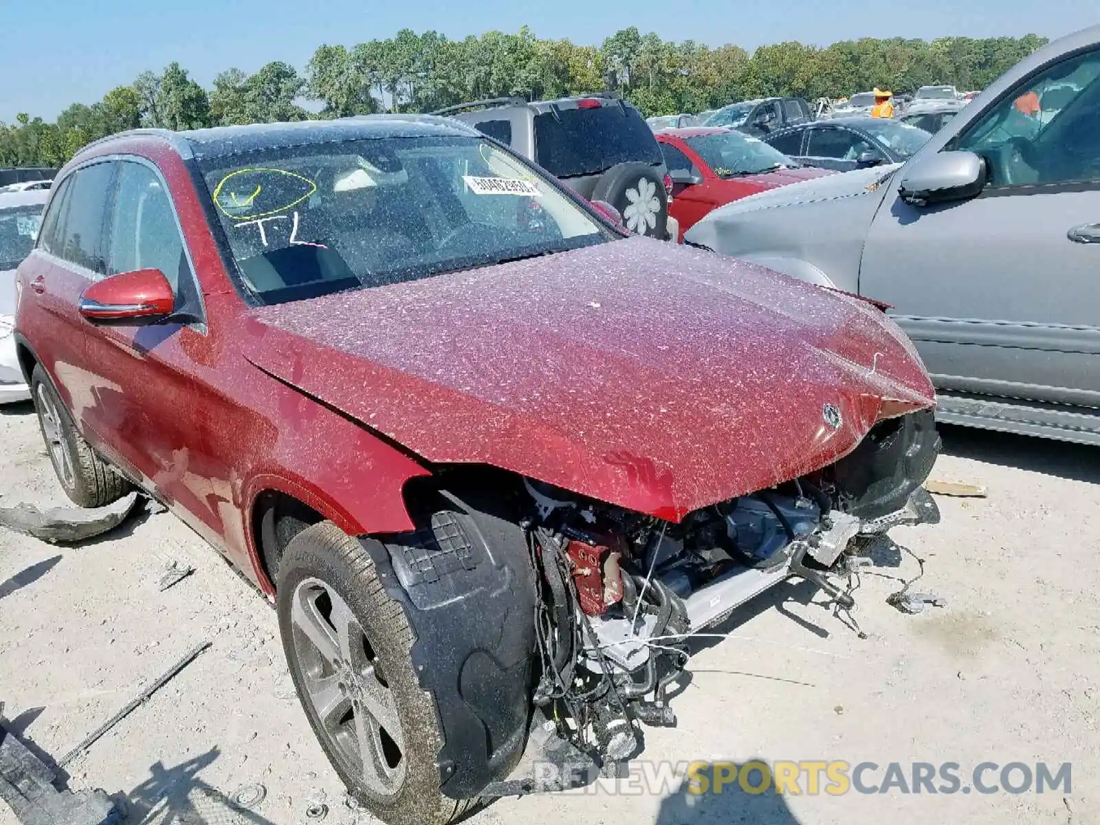 1 Photograph of a damaged car WDC0G4JB3KF592071 MERCEDES-BENZ GLC 300 2019