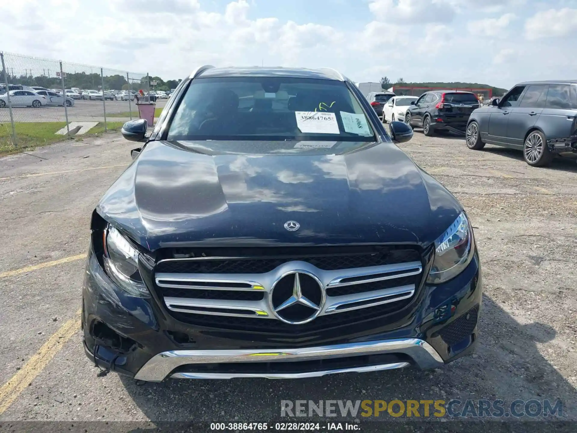 12 Photograph of a damaged car WDC0G4JB4K1005597 MERCEDES-BENZ GLC 300 2019