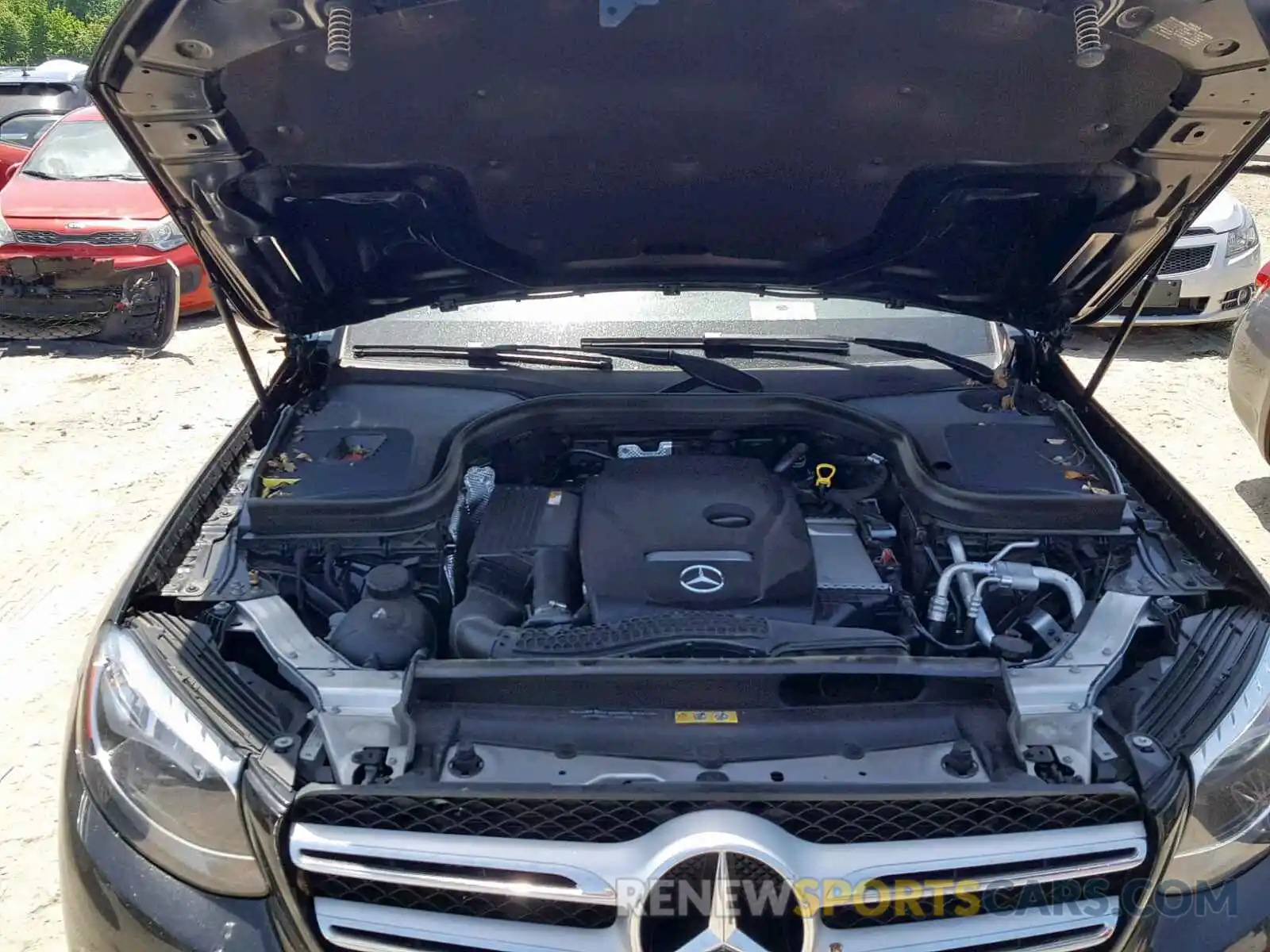 7 Фотография поврежденного автомобиля WDC0G4JB4KV144041 MERCEDES-BENZ GLC 300 2019