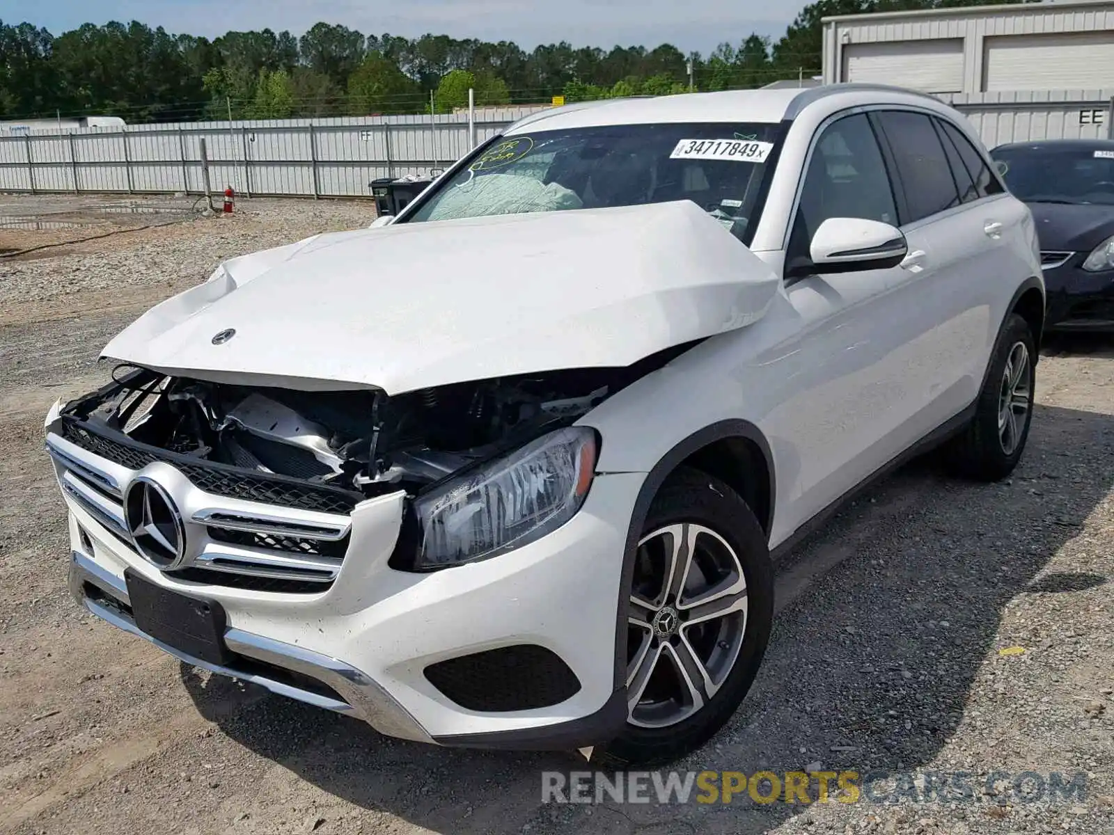 2 Photograph of a damaged car WDC0G4JB4KV146369 MERCEDES-BENZ GLC 300 2019