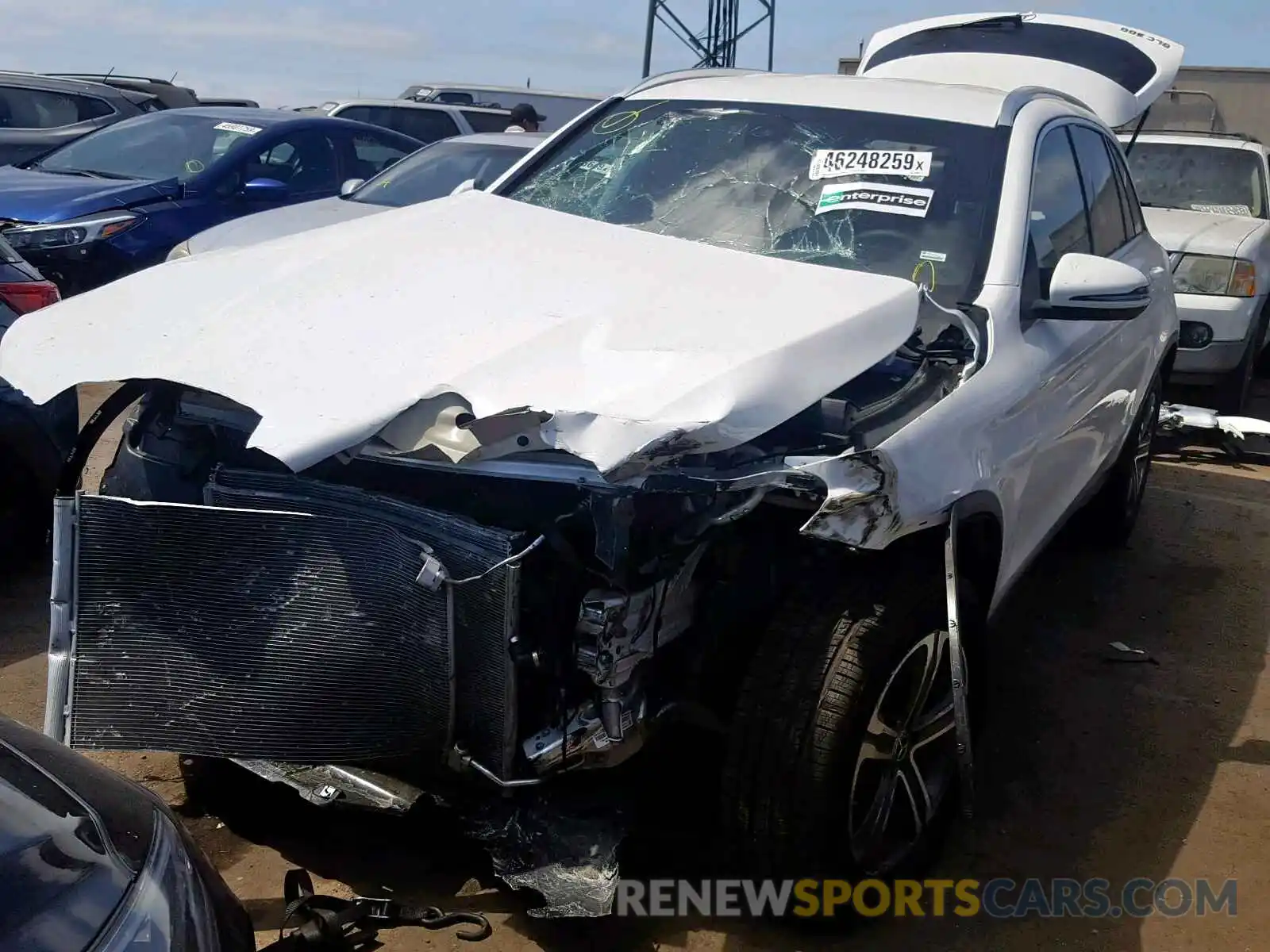 2 Photograph of a damaged car WDC0G4JB4KV180764 MERCEDES-BENZ GLC 300 2019