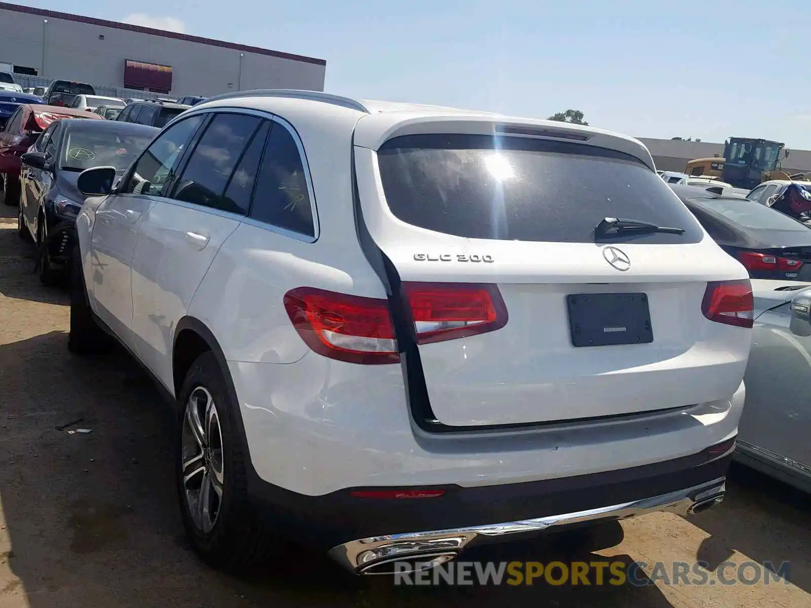 3 Photograph of a damaged car WDC0G4JB4KV180764 MERCEDES-BENZ GLC 300 2019