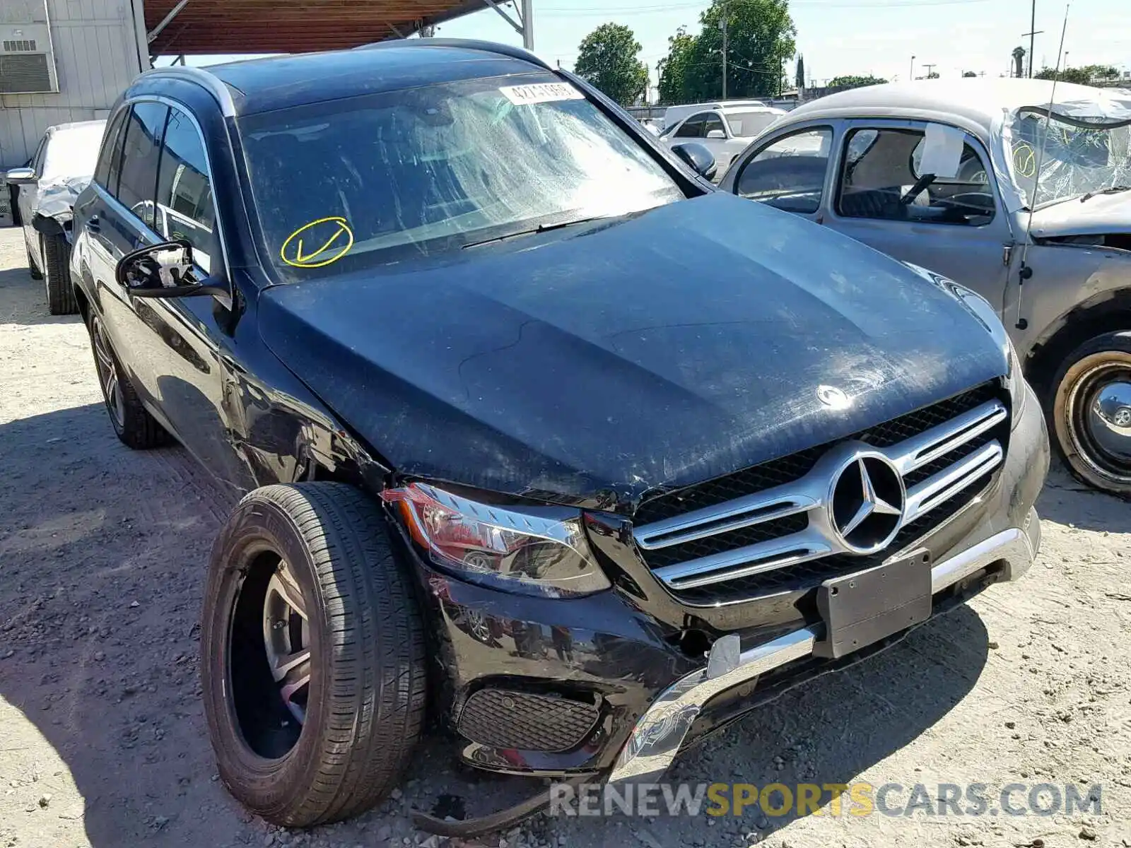 1 Photograph of a damaged car WDC0G4JB5KF598986 MERCEDES-BENZ GLC 300 2019