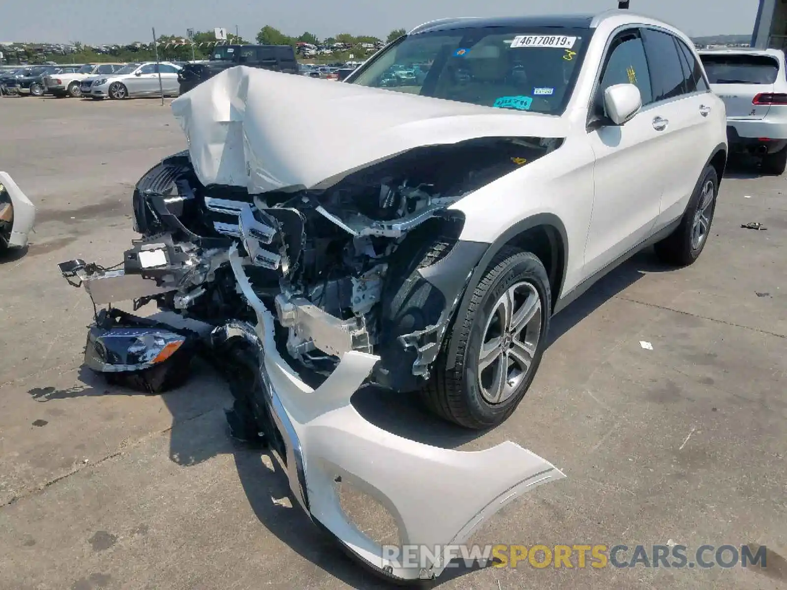 2 Photograph of a damaged car WDC0G4JB5KV149569 MERCEDES-BENZ GLC 300 2019