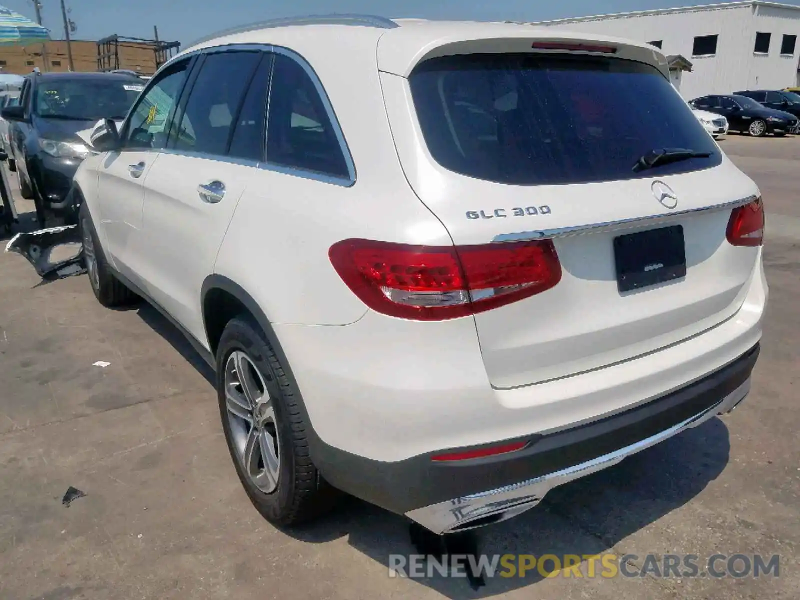 3 Photograph of a damaged car WDC0G4JB5KV149569 MERCEDES-BENZ GLC 300 2019