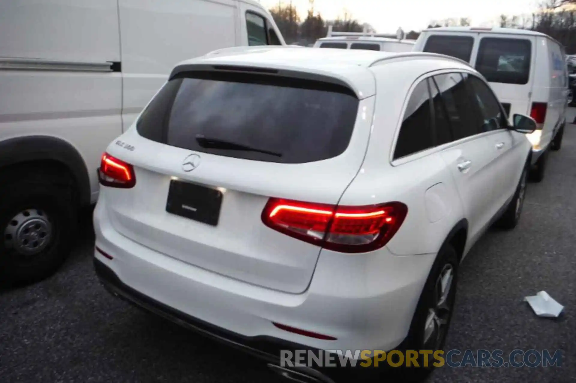 1 Photograph of a damaged car WDC0G4JB5KV176271 MERCEDES-BENZ GLC 300 2019