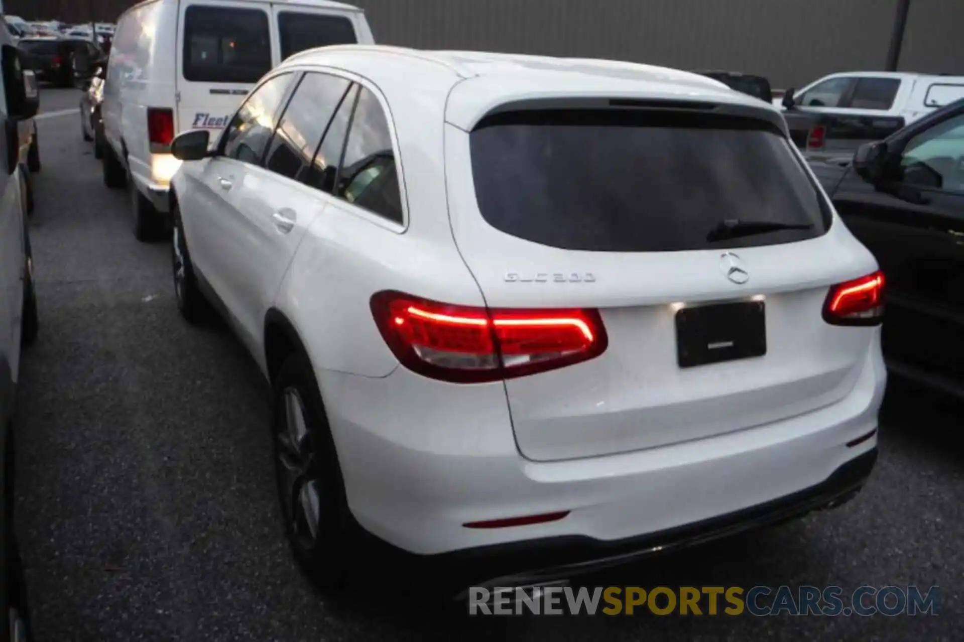 10 Photograph of a damaged car WDC0G4JB5KV176271 MERCEDES-BENZ GLC 300 2019