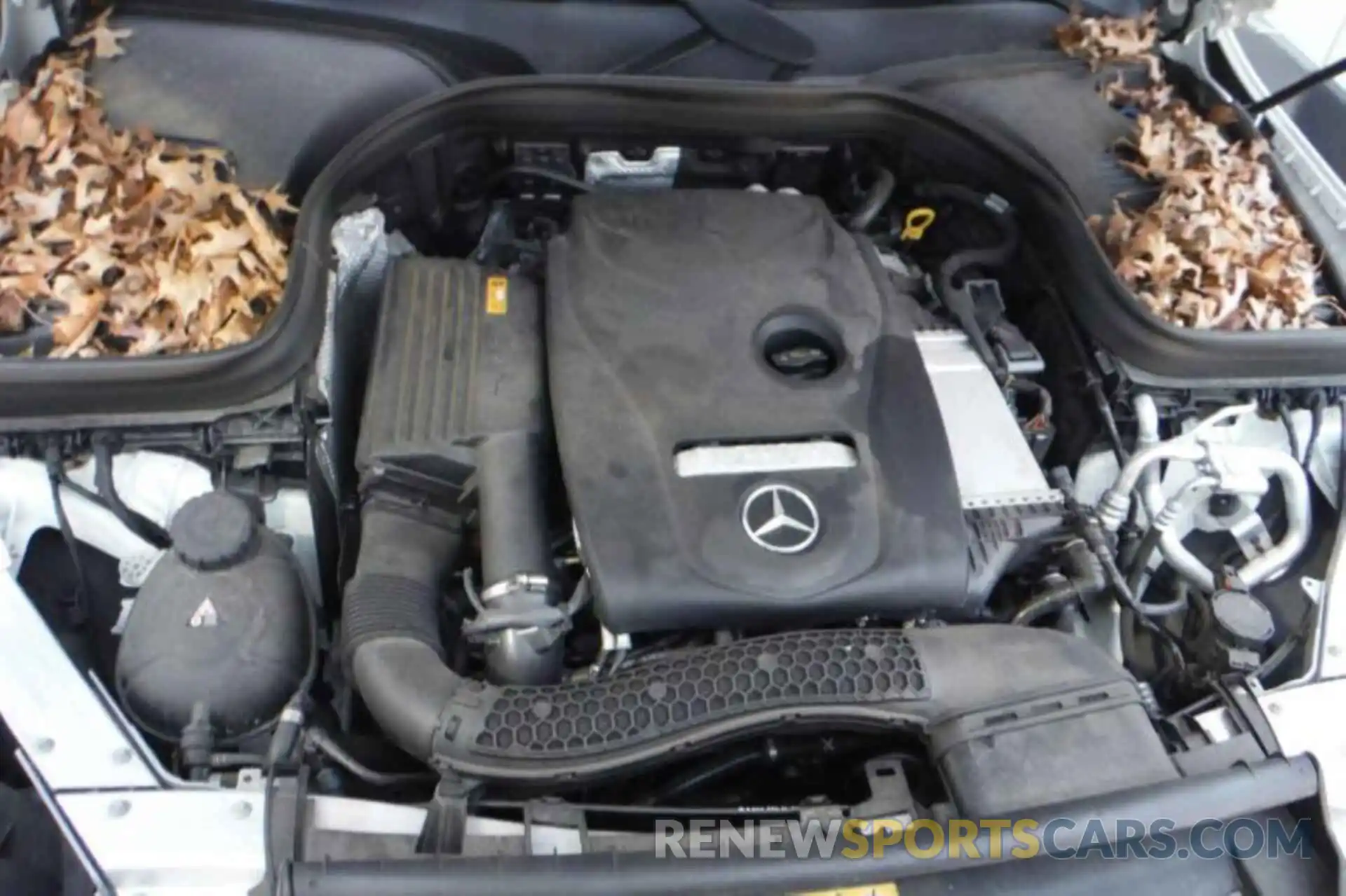 12 Photograph of a damaged car WDC0G4JB5KV176271 MERCEDES-BENZ GLC 300 2019