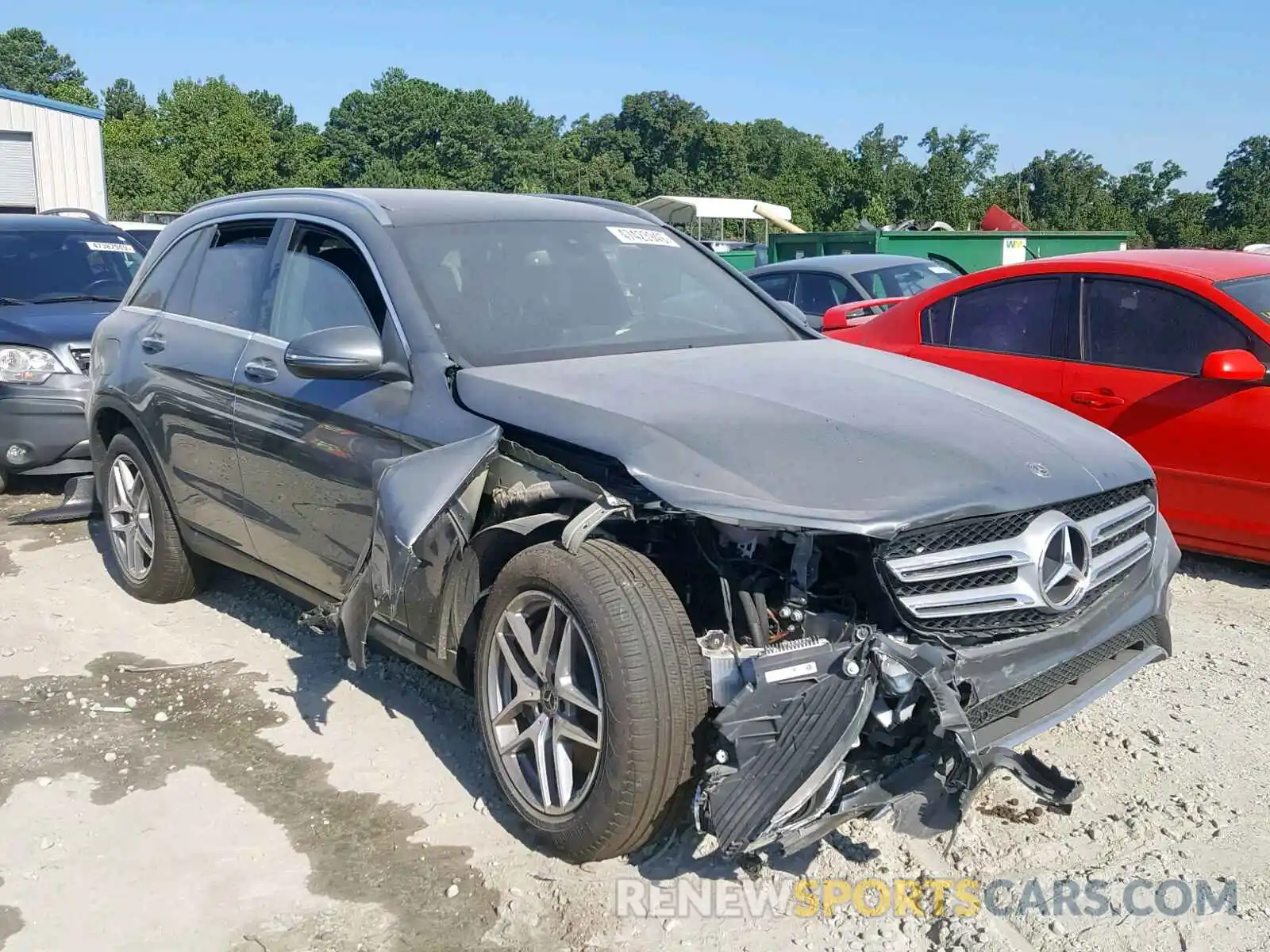 1 Photograph of a damaged car WDC0G4JB6K1002135 MERCEDES-BENZ GLC 300 2019