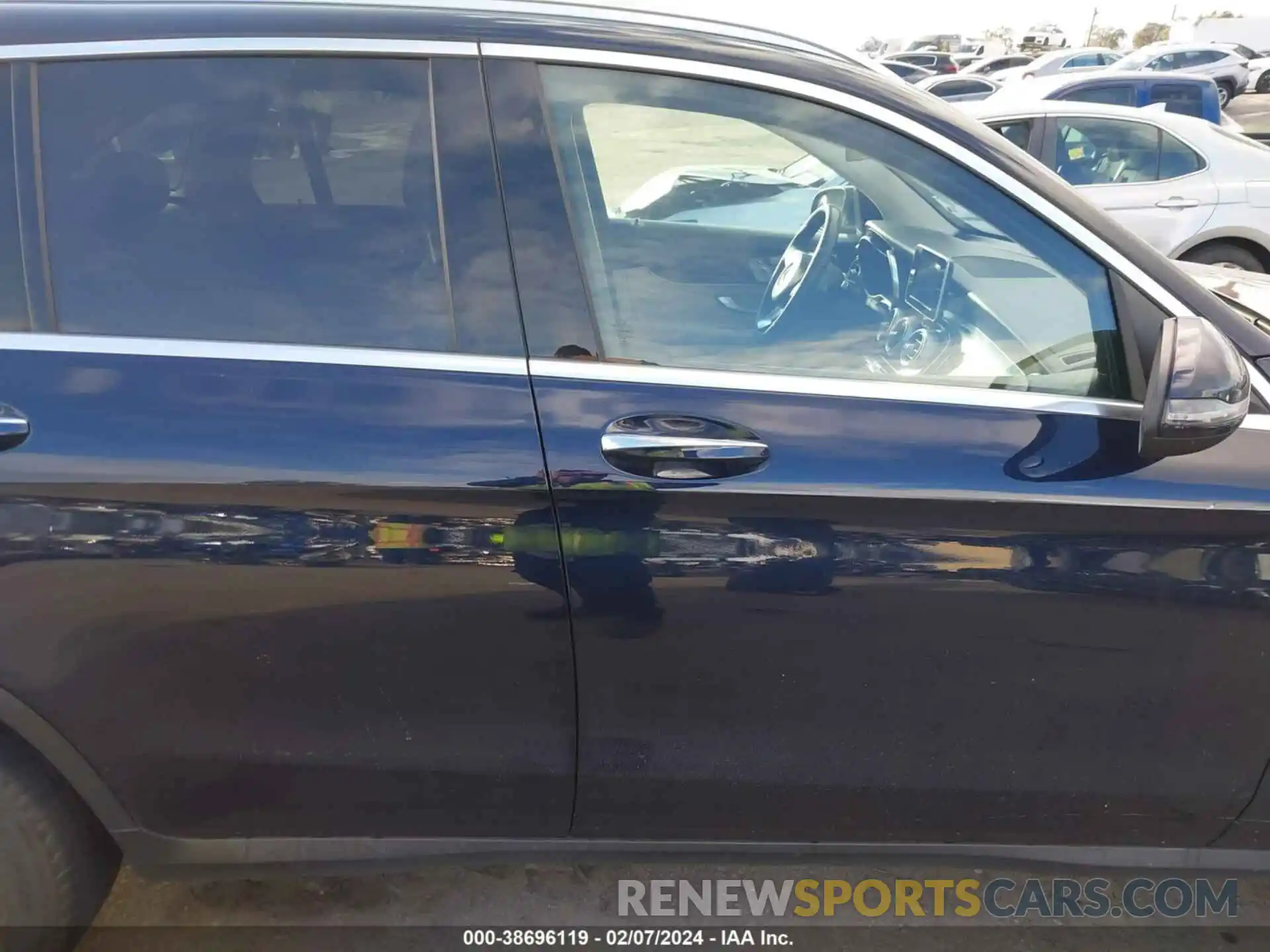 13 Photograph of a damaged car WDC0G4JB7KF574379 MERCEDES-BENZ GLC 300 2019