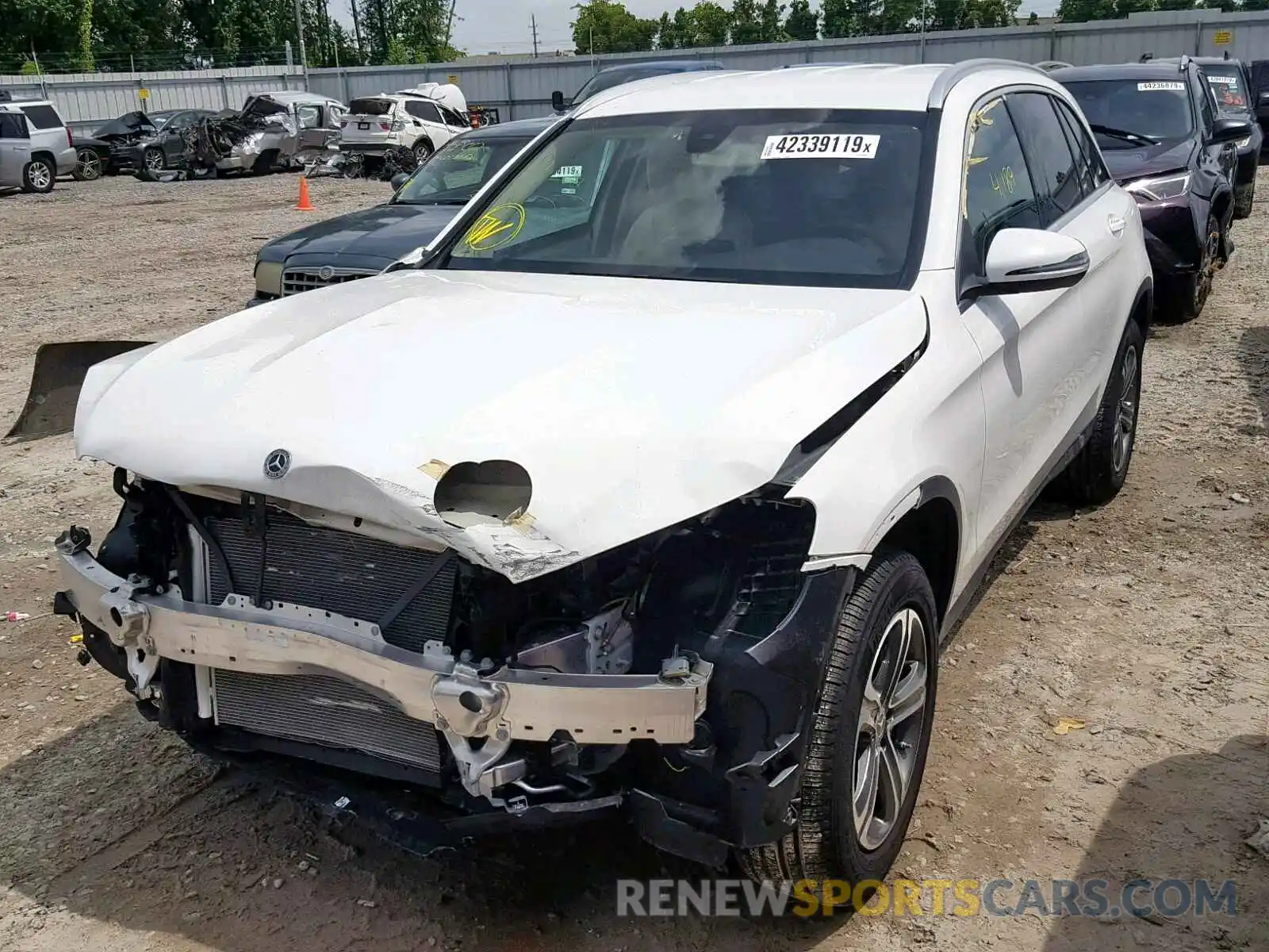 2 Photograph of a damaged car WDC0G4JB7KV145085 MERCEDES-BENZ GLC 300 2019