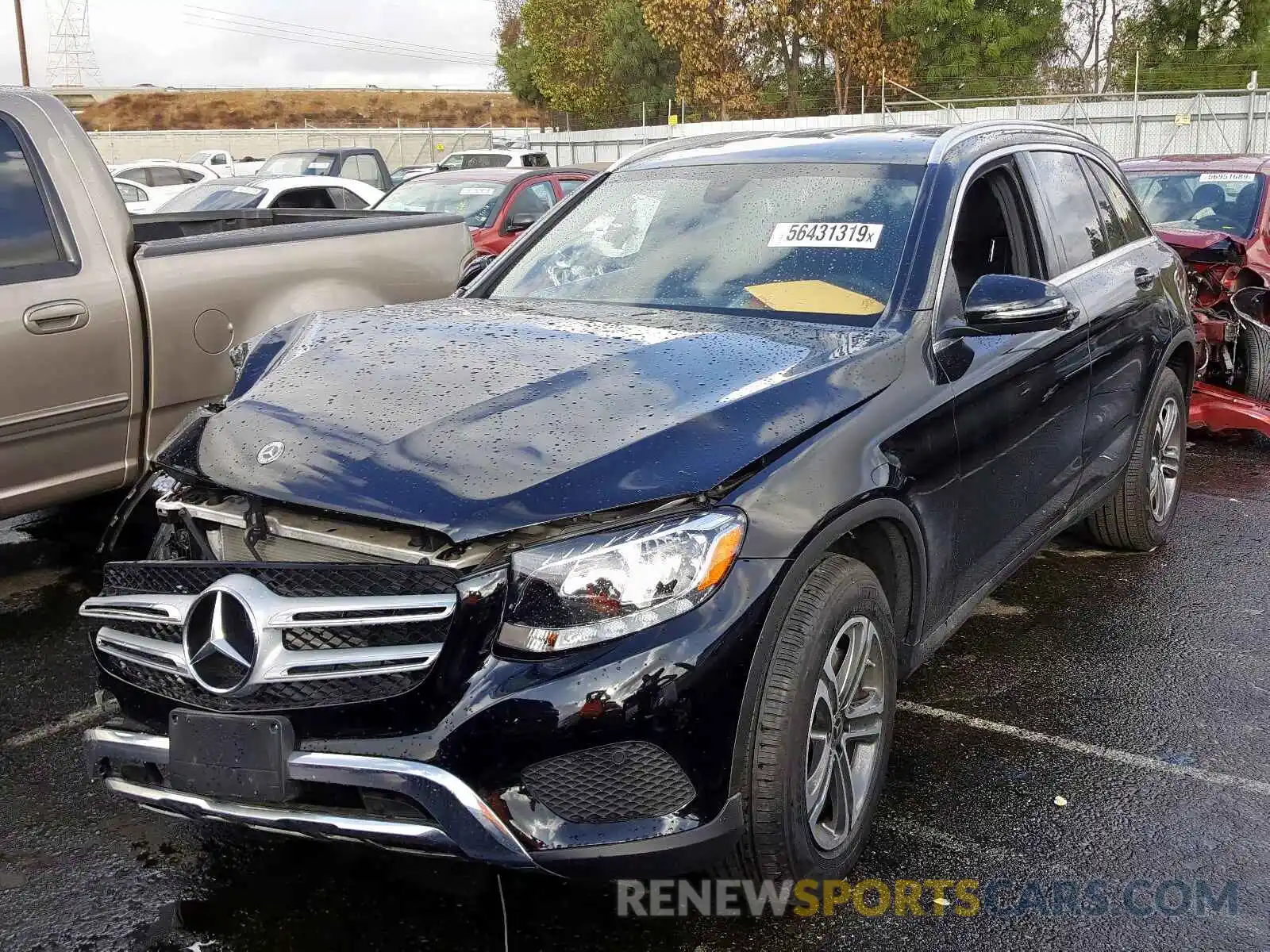 2 Photograph of a damaged car WDC0G4JB8KV178547 MERCEDES-BENZ GLC 300 2019