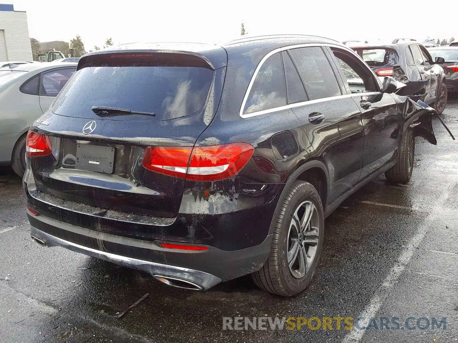 4 Фотография поврежденного автомобиля WDC0G4JB8KV178547 MERCEDES-BENZ GLC 300 2019