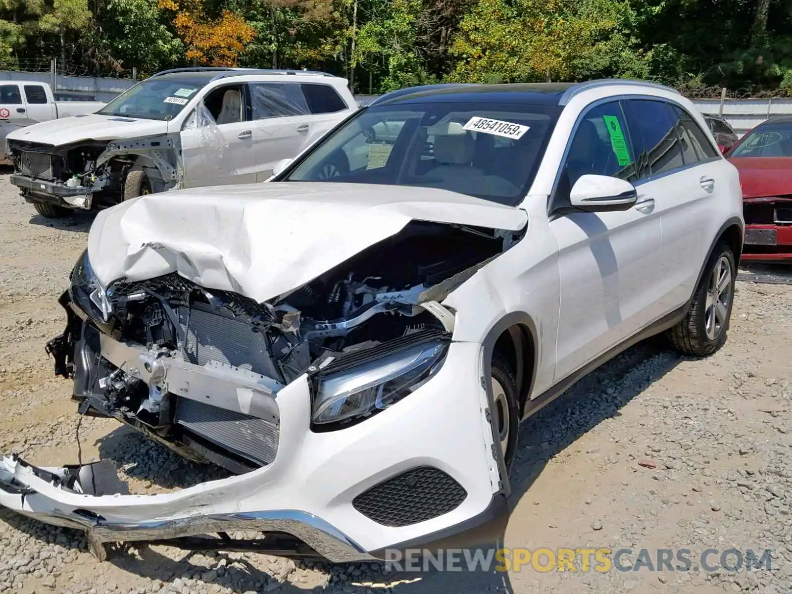 2 Фотография поврежденного автомобиля WDC0G4JB8KV188575 MERCEDES-BENZ GLC 300 2019