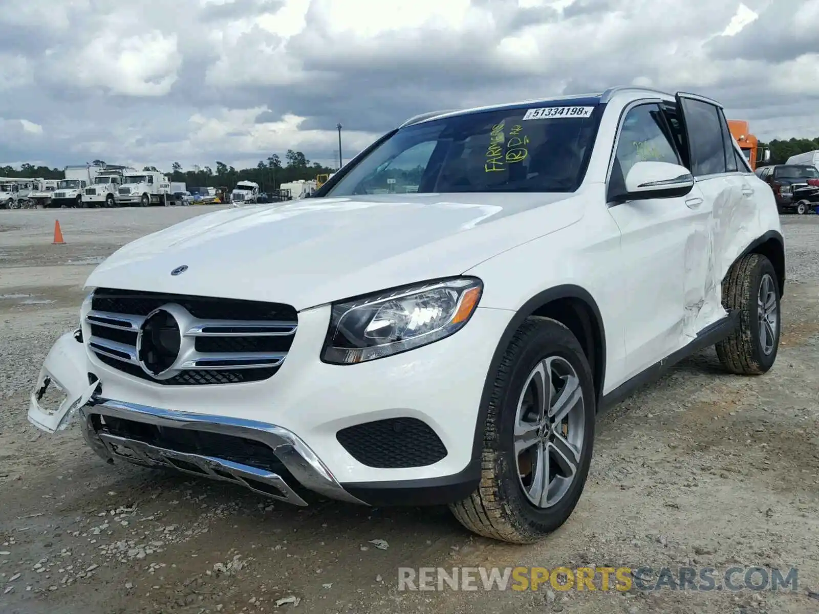 2 Photograph of a damaged car WDC0G4JB9KV122567 MERCEDES-BENZ GLC 300 2019