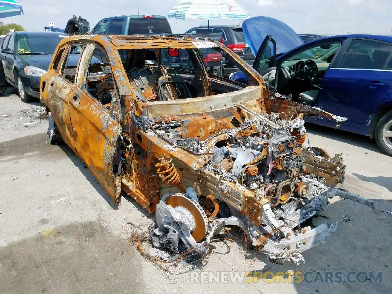 1 Photograph of a damaged car WDC0G4JB9KV186236 MERCEDES-BENZ GLC 300 2019