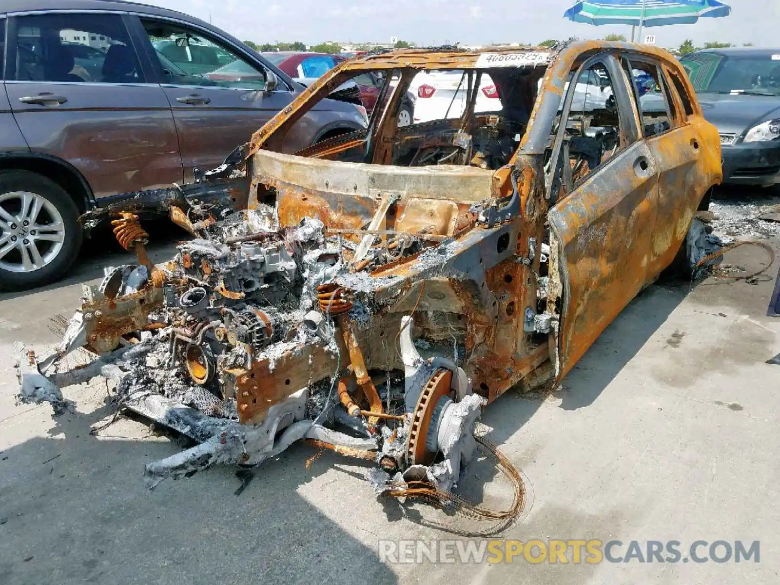 2 Photograph of a damaged car WDC0G4JB9KV186236 MERCEDES-BENZ GLC 300 2019