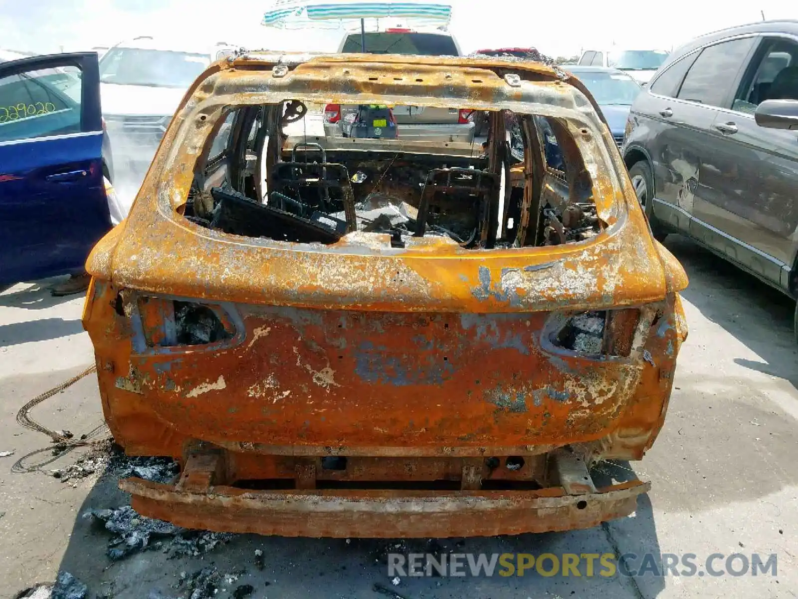 9 Photograph of a damaged car WDC0G4JB9KV186236 MERCEDES-BENZ GLC 300 2019