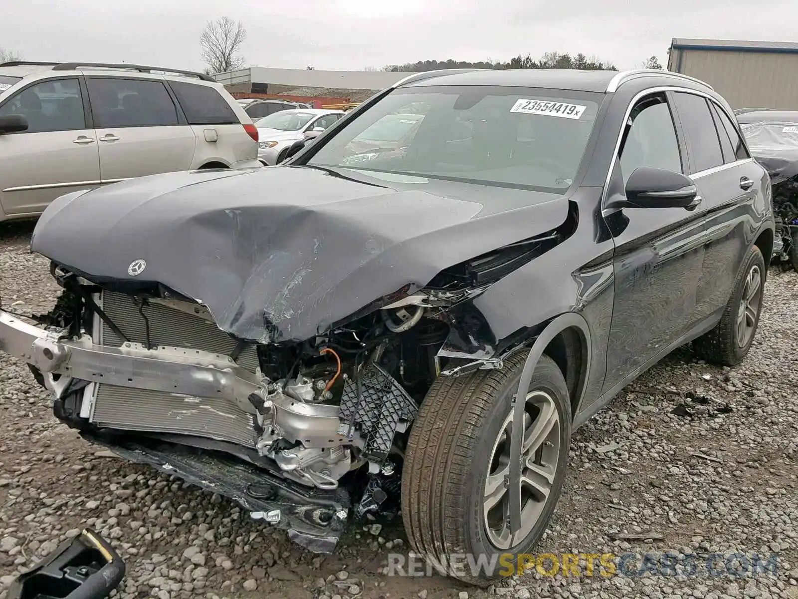 2 Photograph of a damaged car WDC0G4JBXKV133870 MERCEDES-BENZ GLC 300 2019