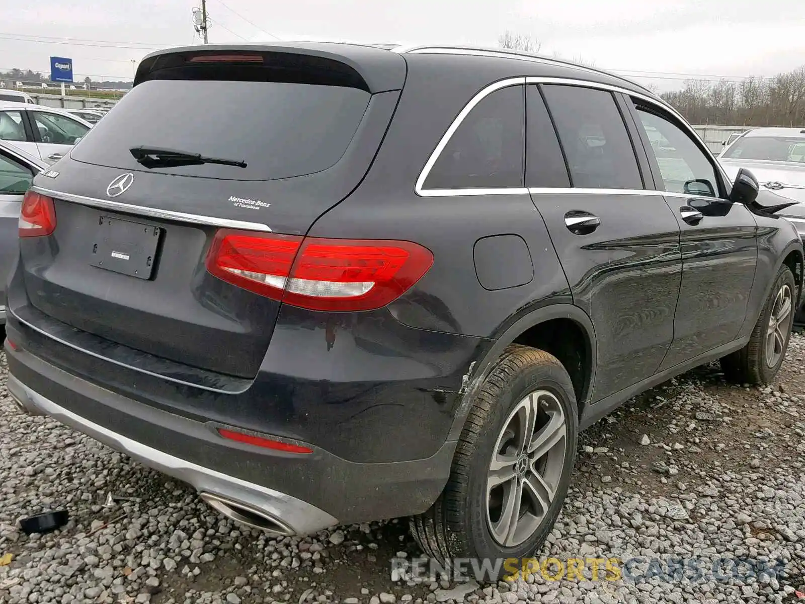 4 Photograph of a damaged car WDC0G4JBXKV133870 MERCEDES-BENZ GLC 300 2019