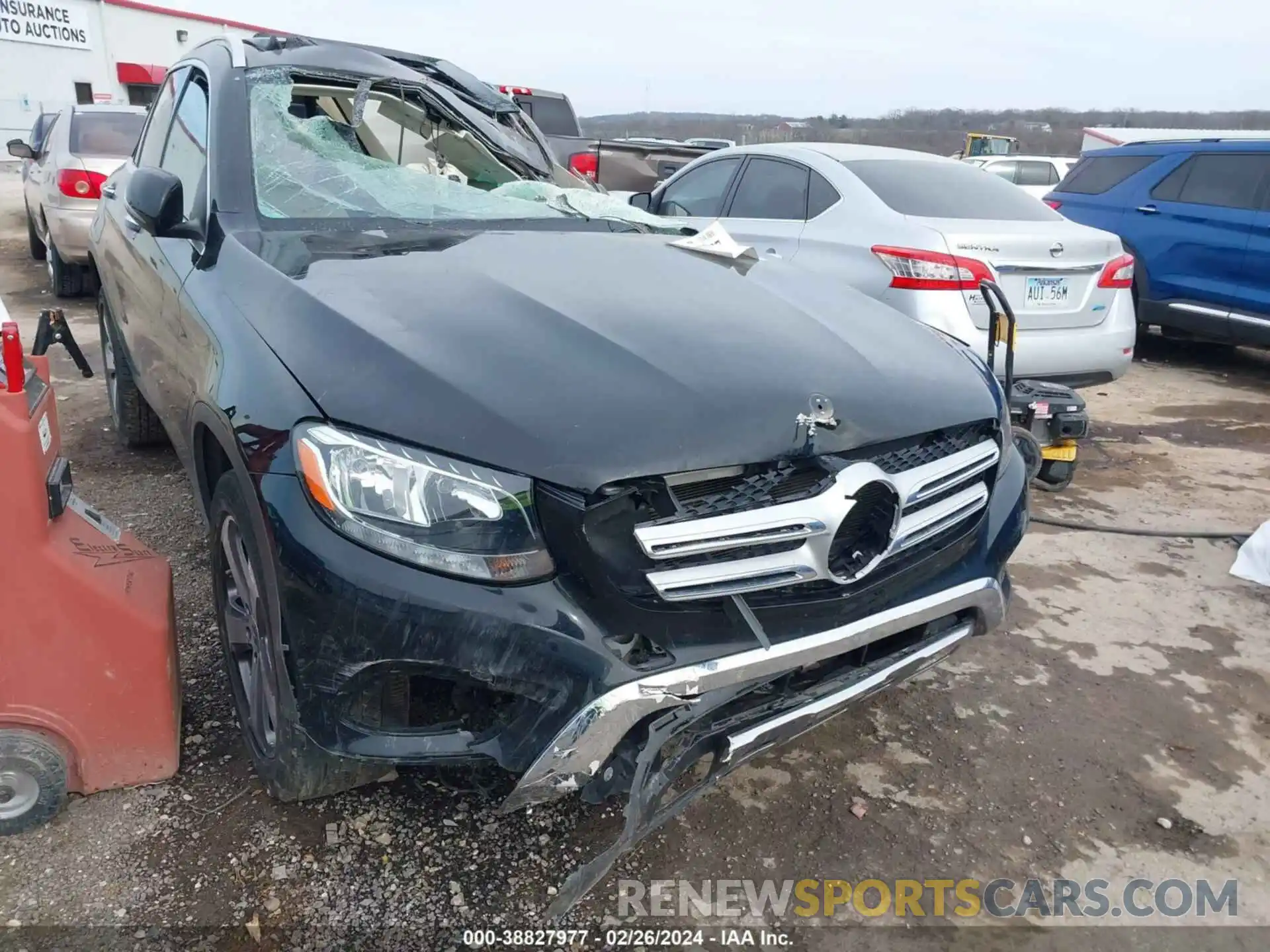 18 Photograph of a damaged car WDC0G4KB4KV120398 MERCEDES-BENZ GLC 300 2019