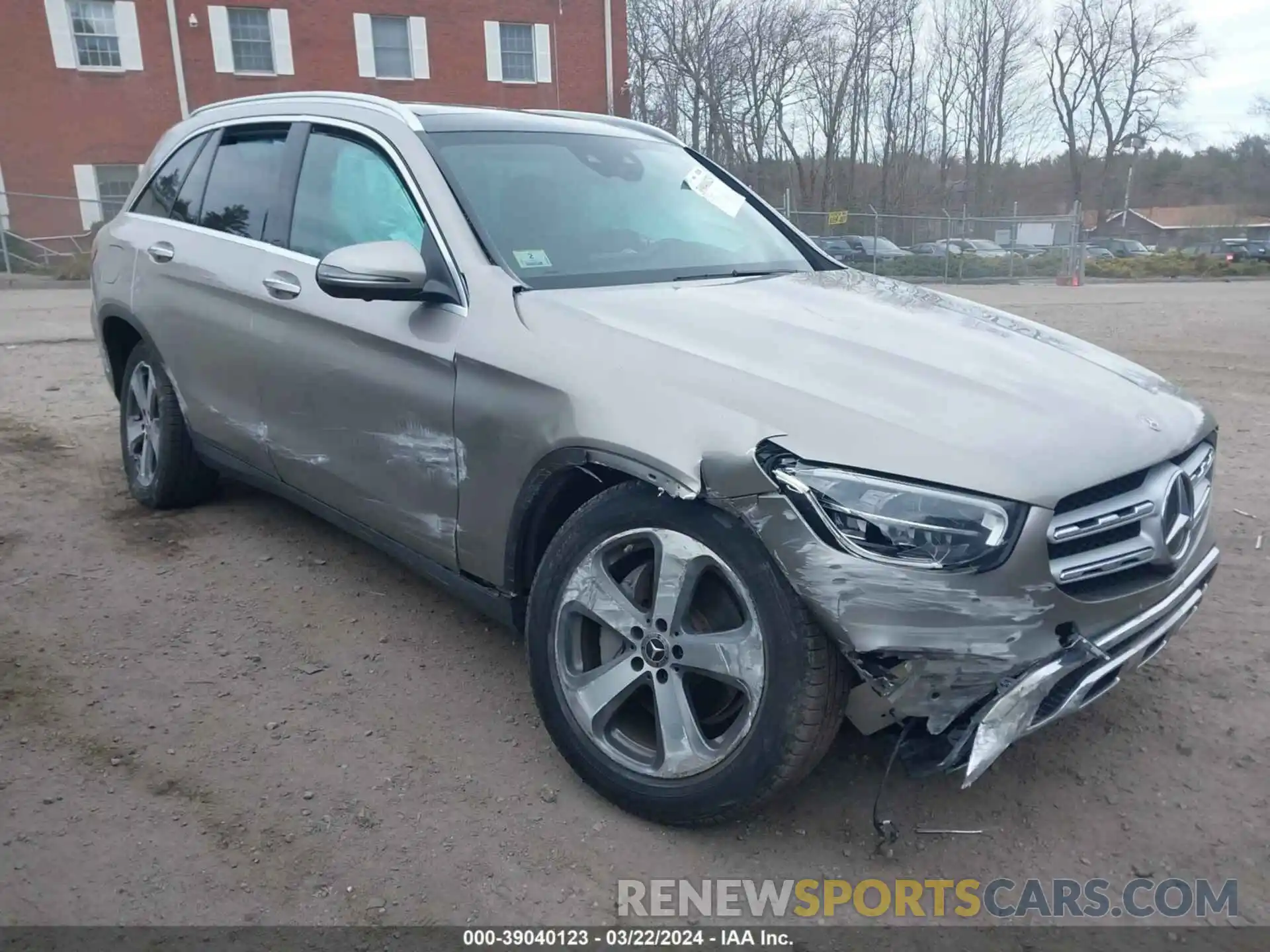 1 Photograph of a damaged car W1N0G8EB8LF794793 MERCEDES-BENZ GLC 300 2020