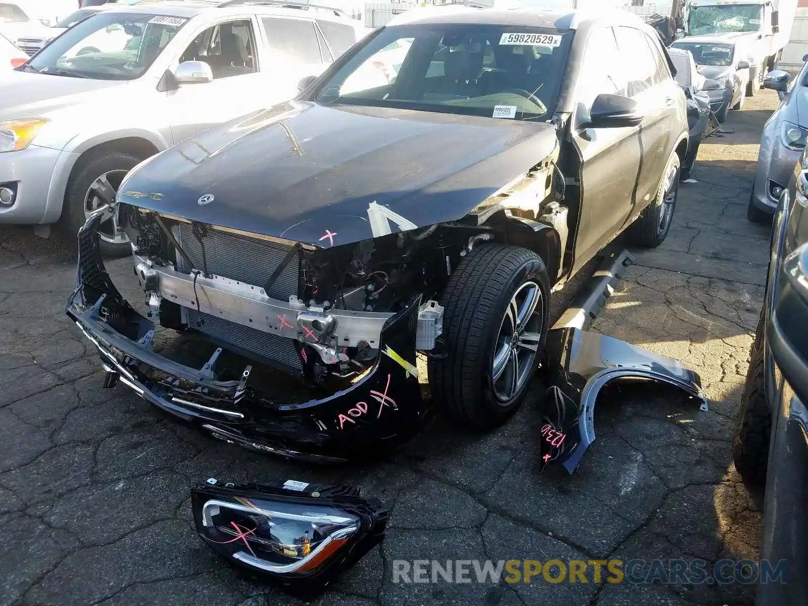 2 Photograph of a damaged car WDC0G8DB1LF690293 MERCEDES-BENZ GLC 300 2020