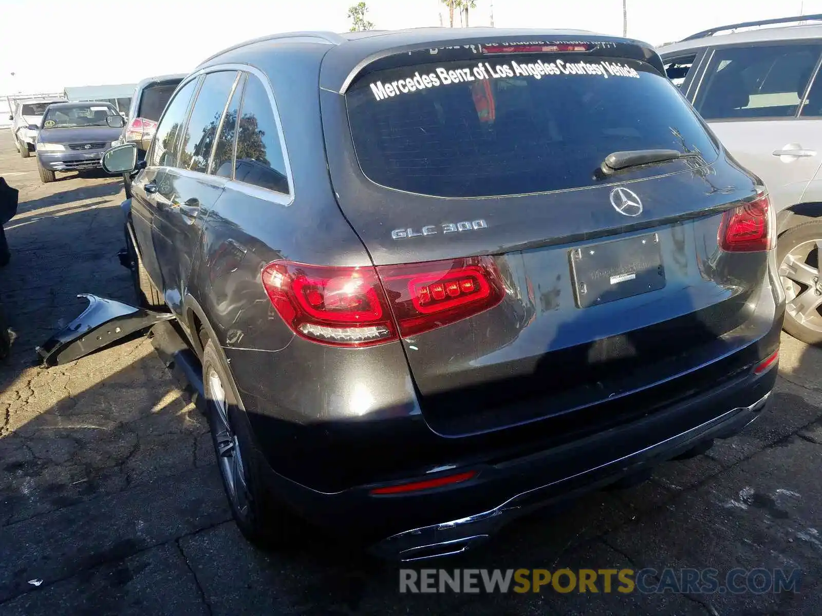 3 Photograph of a damaged car WDC0G8DB1LF690293 MERCEDES-BENZ GLC 300 2020