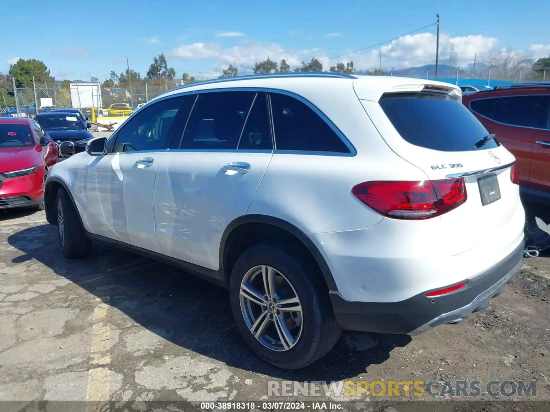 3 Photograph of a damaged car W1N0G8DB8MV322702 MERCEDES-BENZ GLC 300 2021